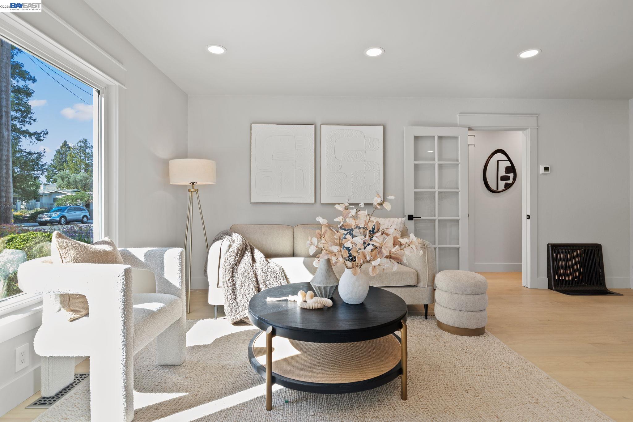 Detail Gallery Image 5 of 43 For 1766 College Ave, Livermore,  CA 94550 - 3 Beds | 2 Baths