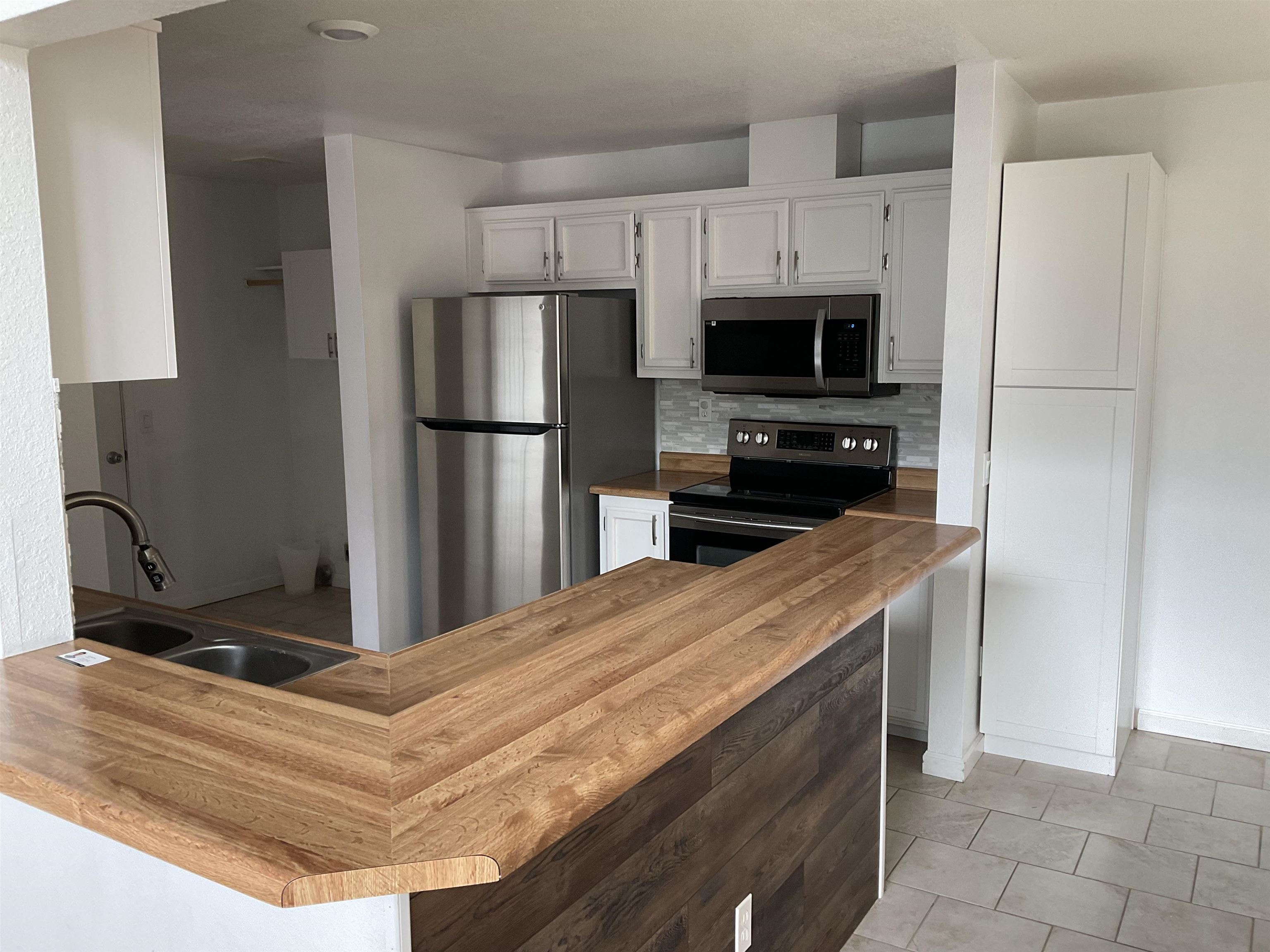 Detail Gallery Image 2 of 12 For 354 Hazelnut Lane, Oakley,  CA 94561 - 2 Beds | 2/1 Baths