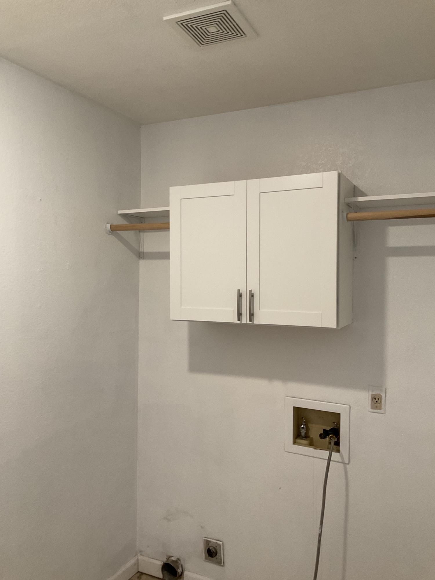 Detail Gallery Image 8 of 12 For 354 Hazelnut Lane, Oakley,  CA 94561 - 2 Beds | 2/1 Baths