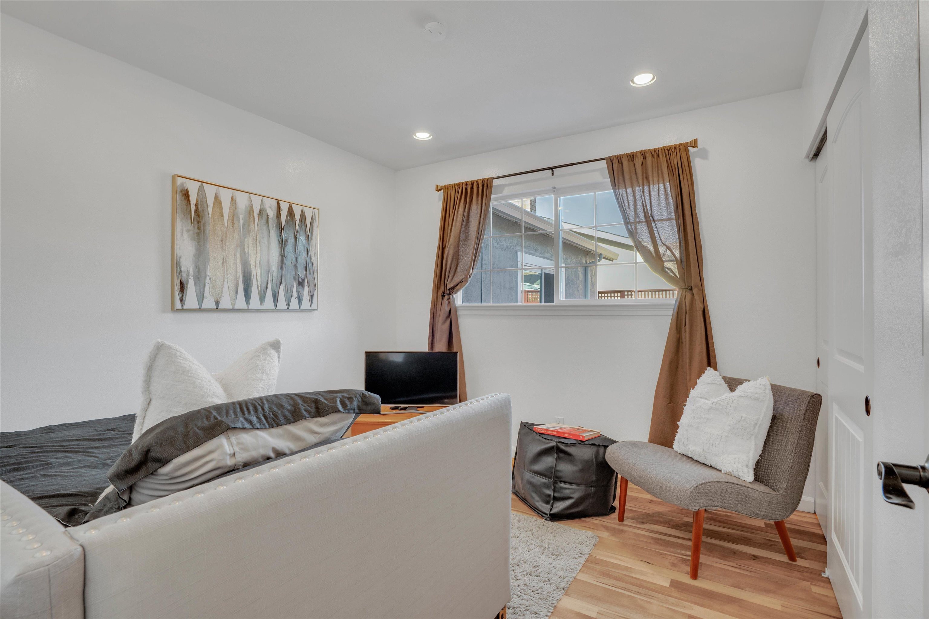 Detail Gallery Image 20 of 36 For 6048 Bellhaven Ave, Newark,  CA 94560 - 3 Beds | 2 Baths