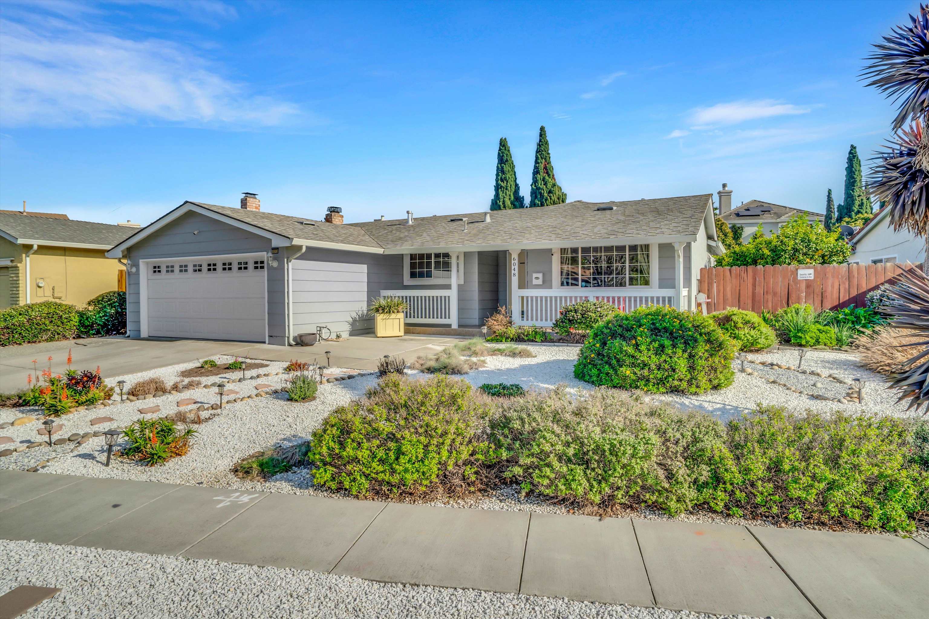 Detail Gallery Image 5 of 36 For 6048 Bellhaven Ave, Newark,  CA 94560 - 3 Beds | 2 Baths