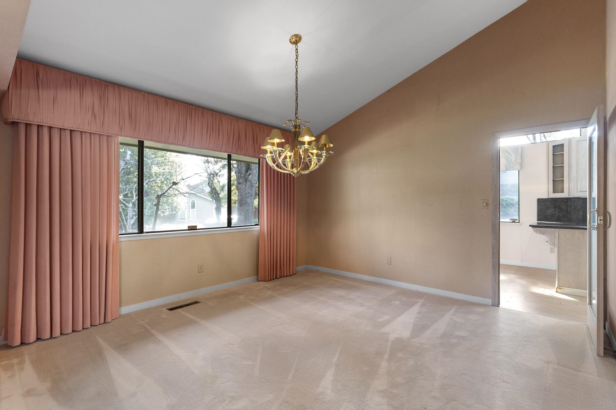 Detail Gallery Image 17 of 43 For 2115 Canyon Oak Ln, Danville,  CA 94506 - 4 Beds | 3/1 Baths