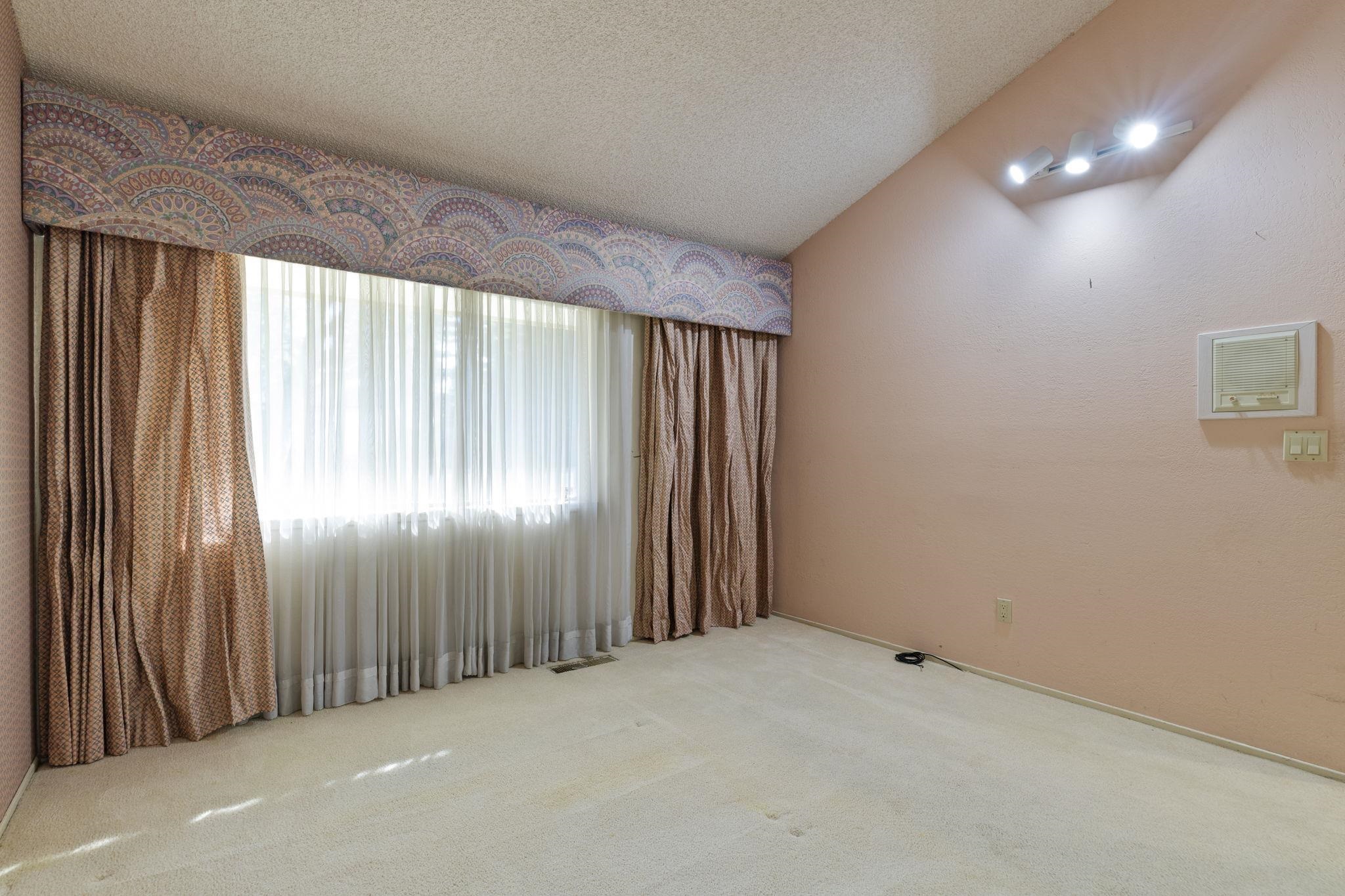 Detail Gallery Image 26 of 43 For 2115 Canyon Oak Ln, Danville,  CA 94506 - 4 Beds | 3/1 Baths