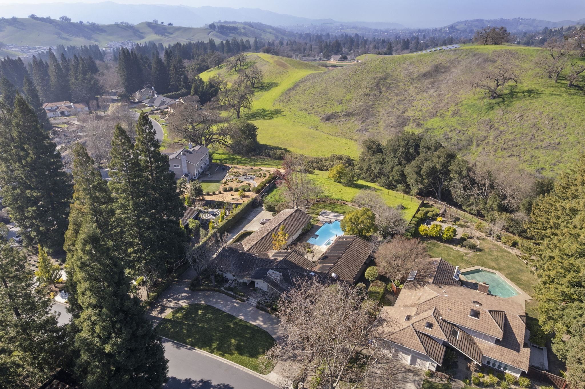 Detail Gallery Image 39 of 43 For 2115 Canyon Oak Ln, Danville,  CA 94506 - 4 Beds | 3/1 Baths