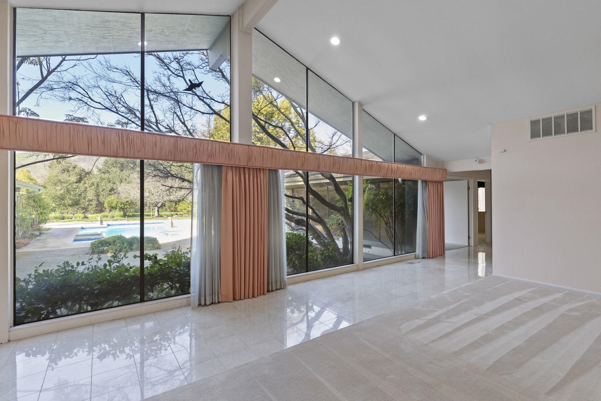 Detail Gallery Image 9 of 43 For 2115 Canyon Oak Ln, Danville,  CA 94506 - 4 Beds | 3/1 Baths