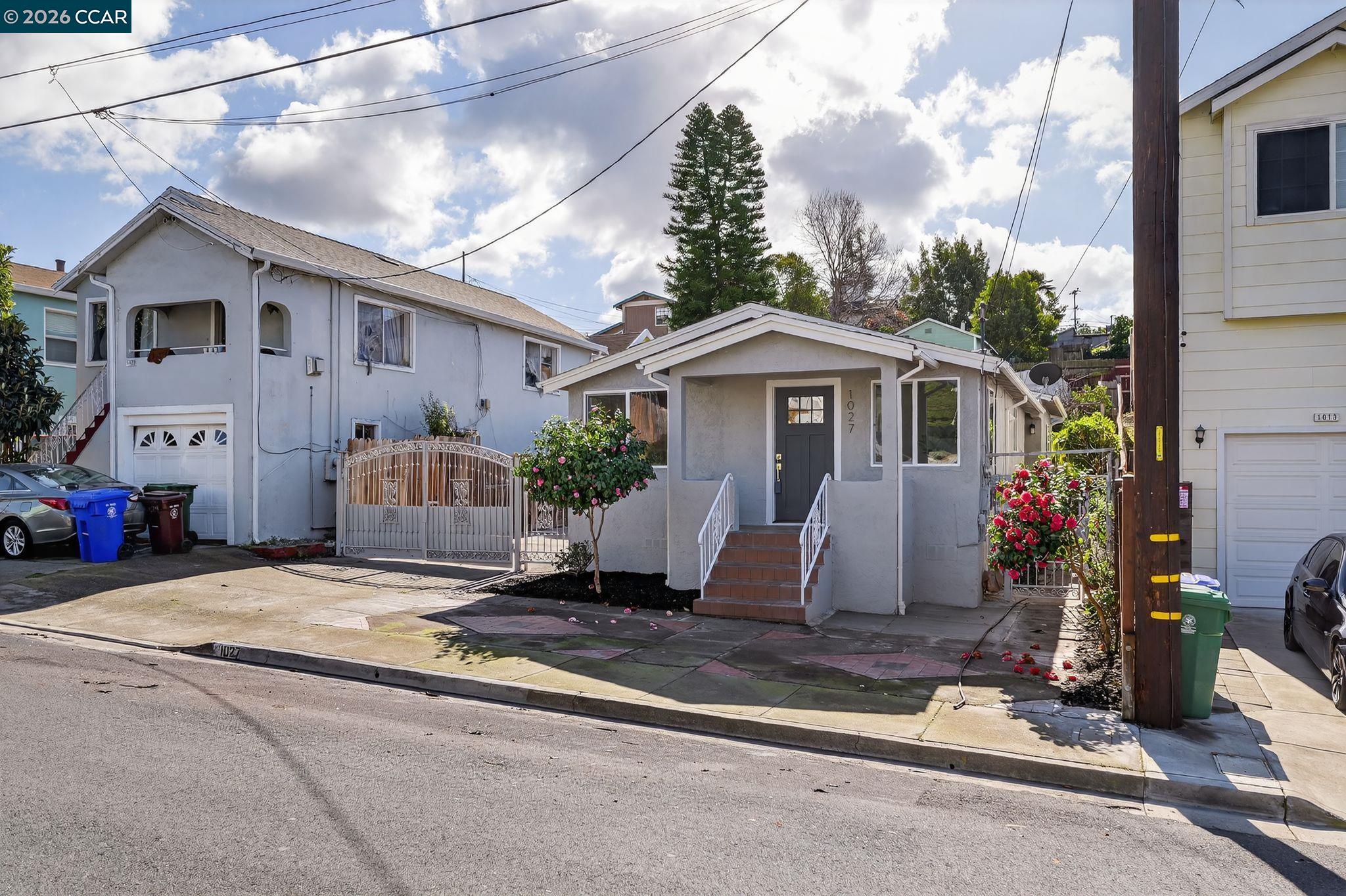 Front Image Thumbnail for CC41123749