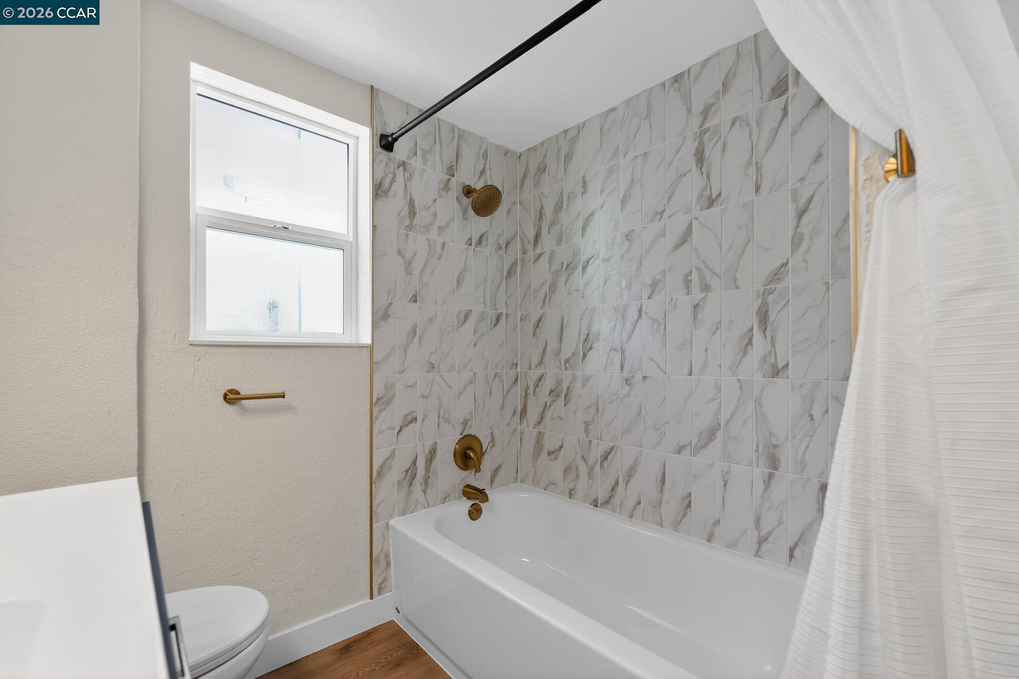 Detail Gallery Image 27 of 34 For 1027 3rd St, Rodeo,  CA 94572 - 2 Beds | 1 Baths