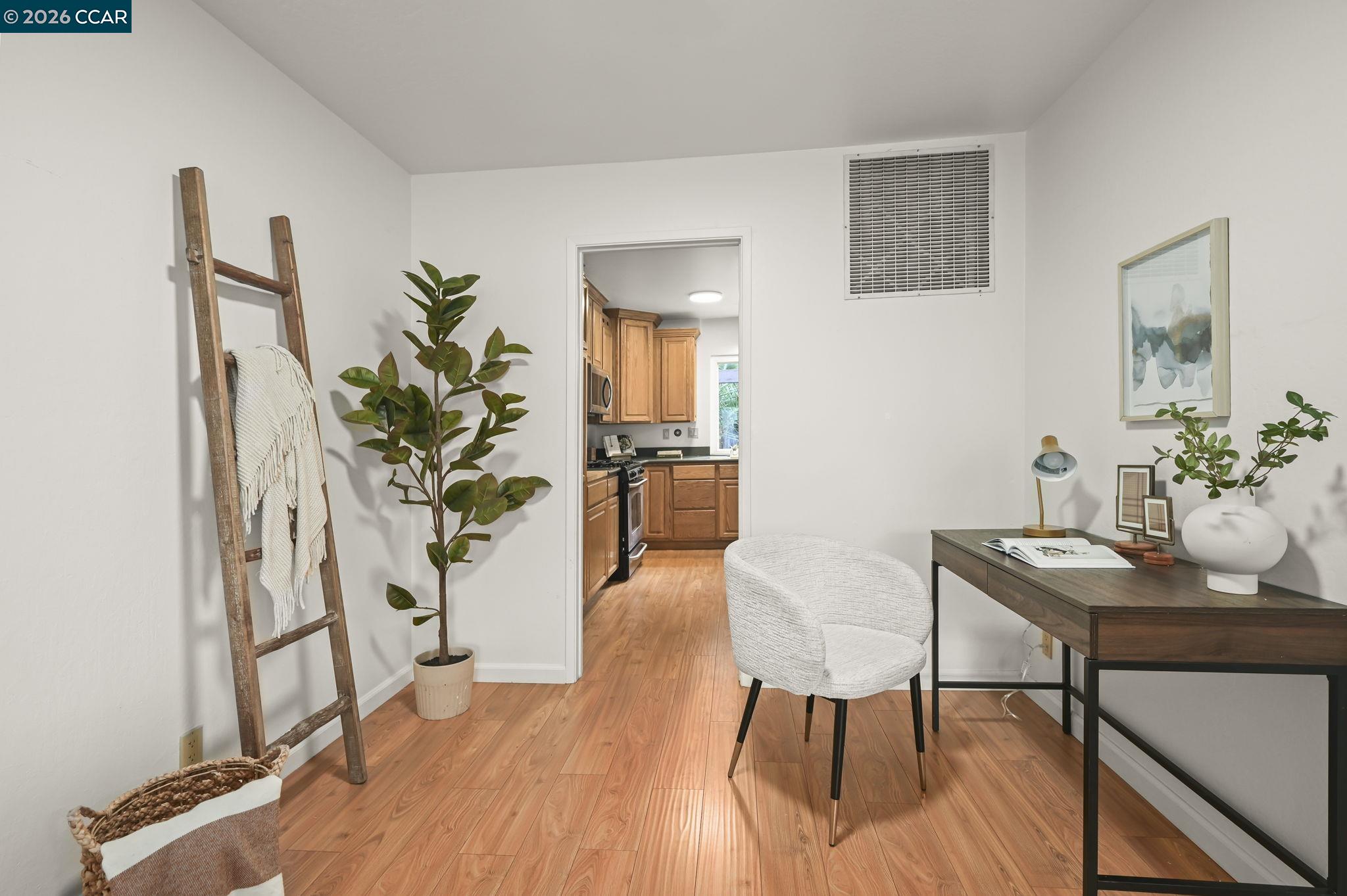 Photo #7: 41123751 Listing: Photo #7