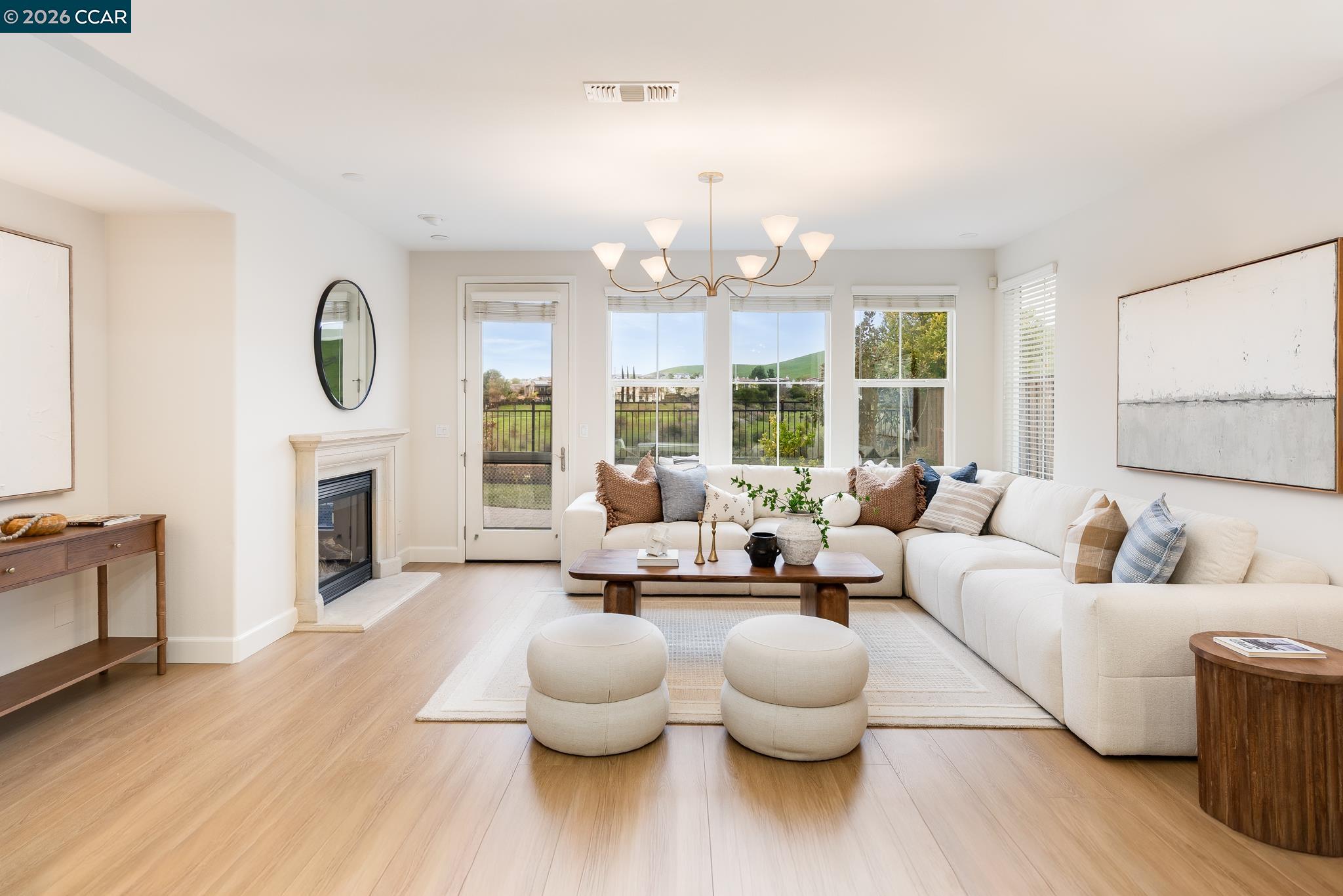 Detail Gallery Image 12 of 34 For 3231 Sleeping Meadow Way, San Ramon,  CA 94582 - 4 Beds | 2/1 Baths