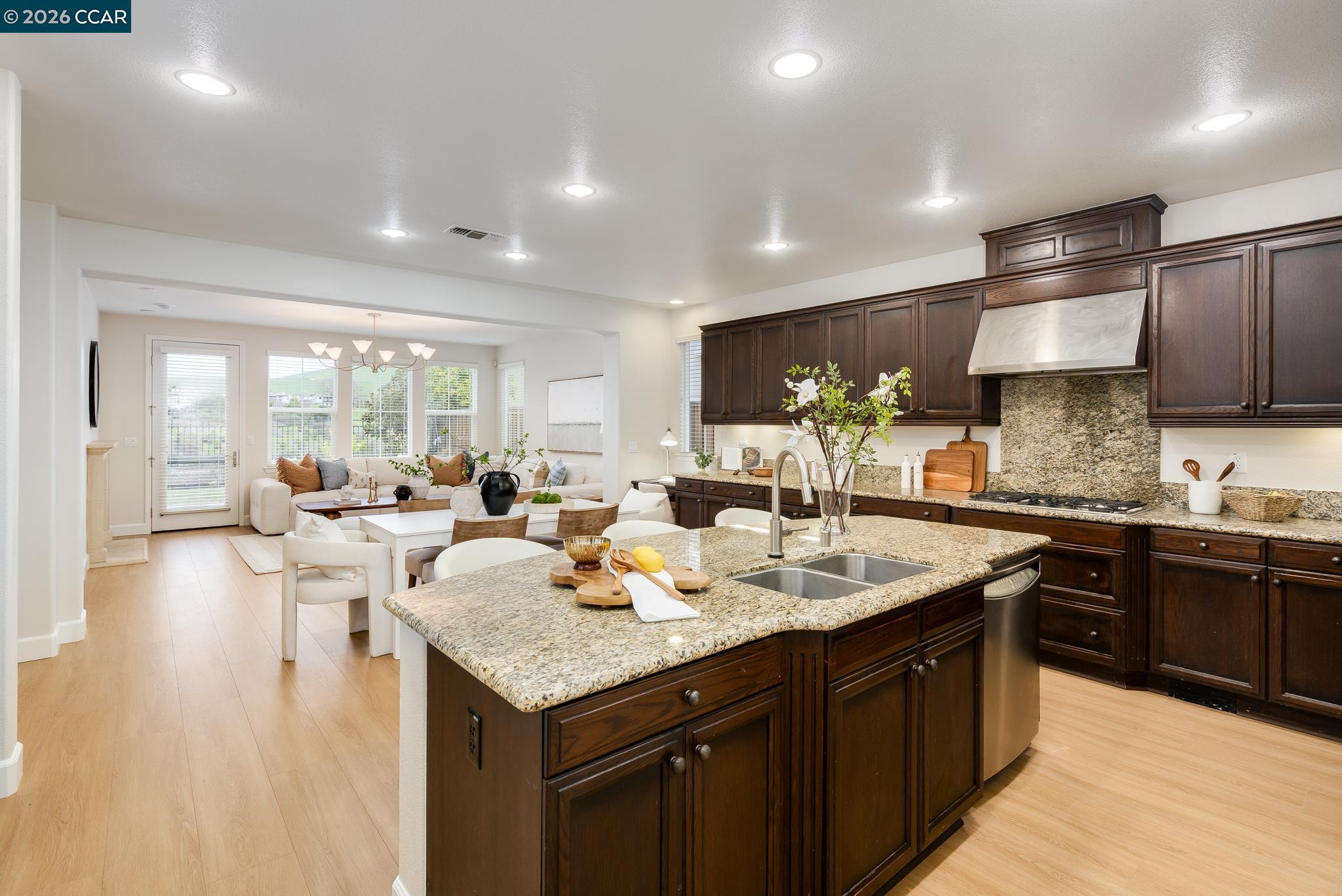 Detail Gallery Image 6 of 34 For 3231 Sleeping Meadow Way, San Ramon,  CA 94582 - 4 Beds | 2/1 Baths