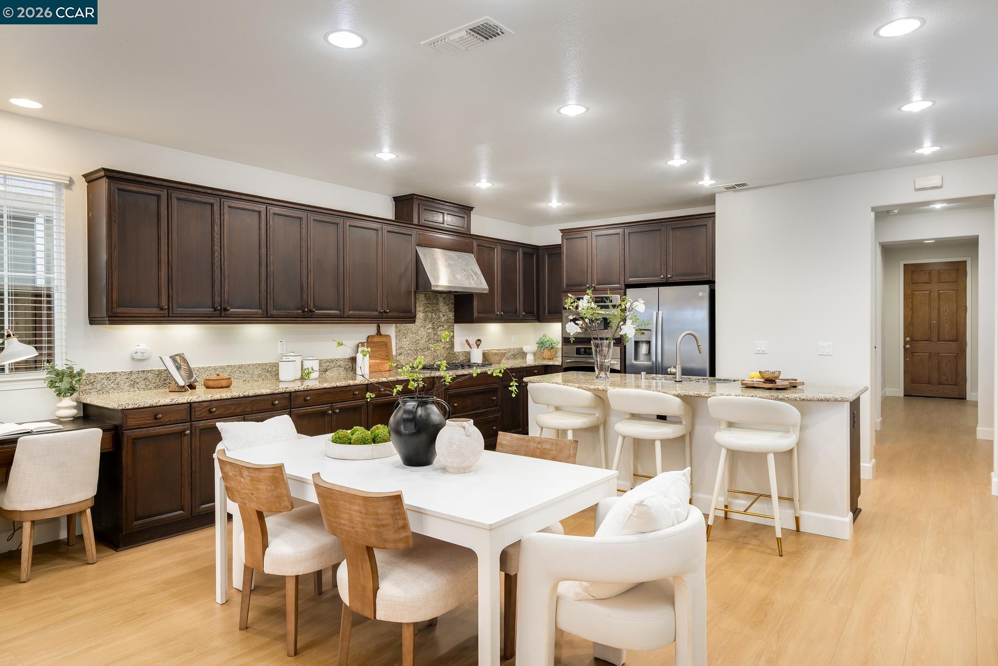 Detail Gallery Image 10 of 34 For 3231 Sleeping Meadow Way, San Ramon,  CA 94582 - 4 Beds | 2/1 Baths