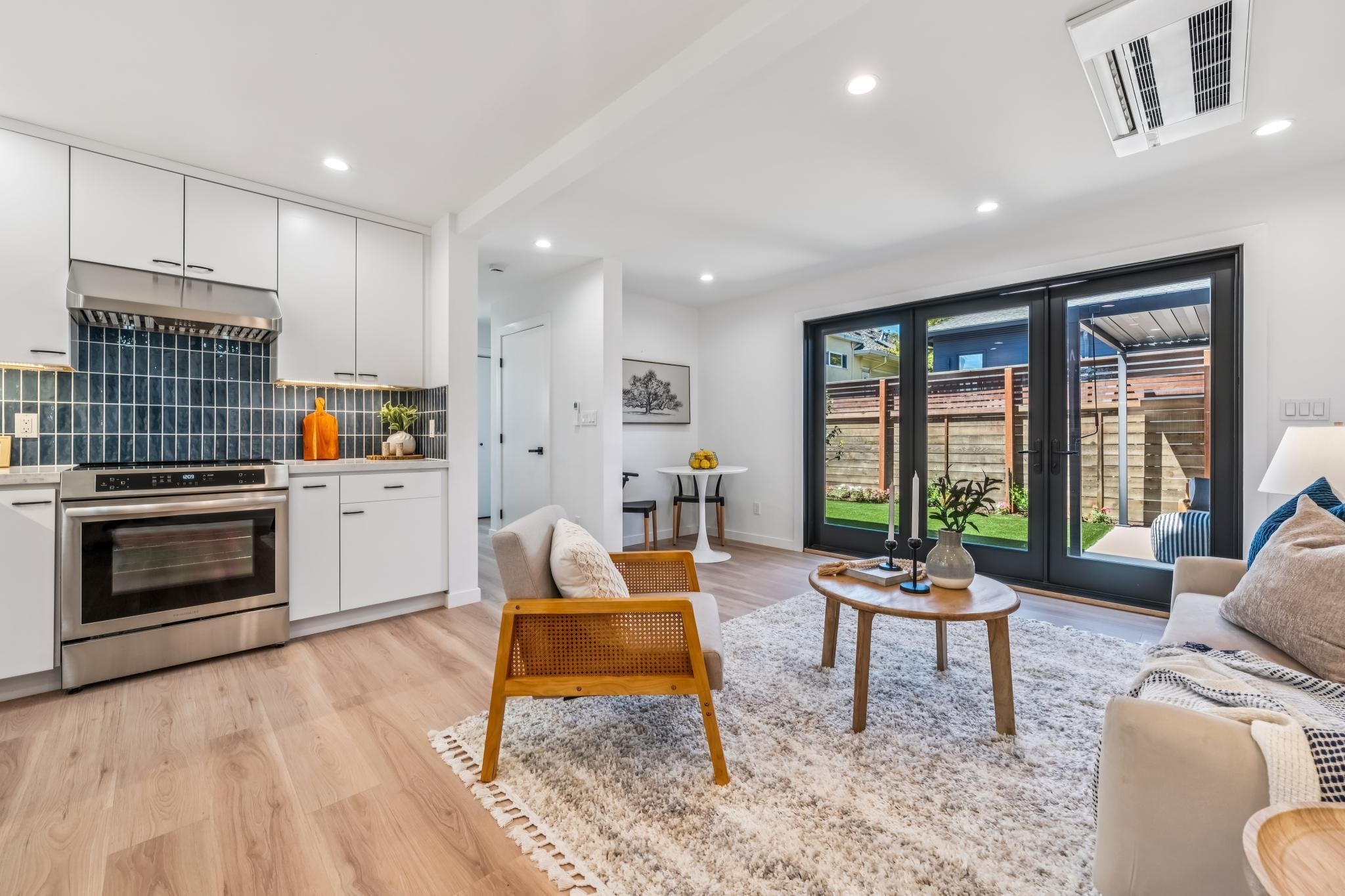 Detail Gallery Image 38 of 57 For 737-739 61st St, Oakland,  CA 94609 - – Beds | – Baths