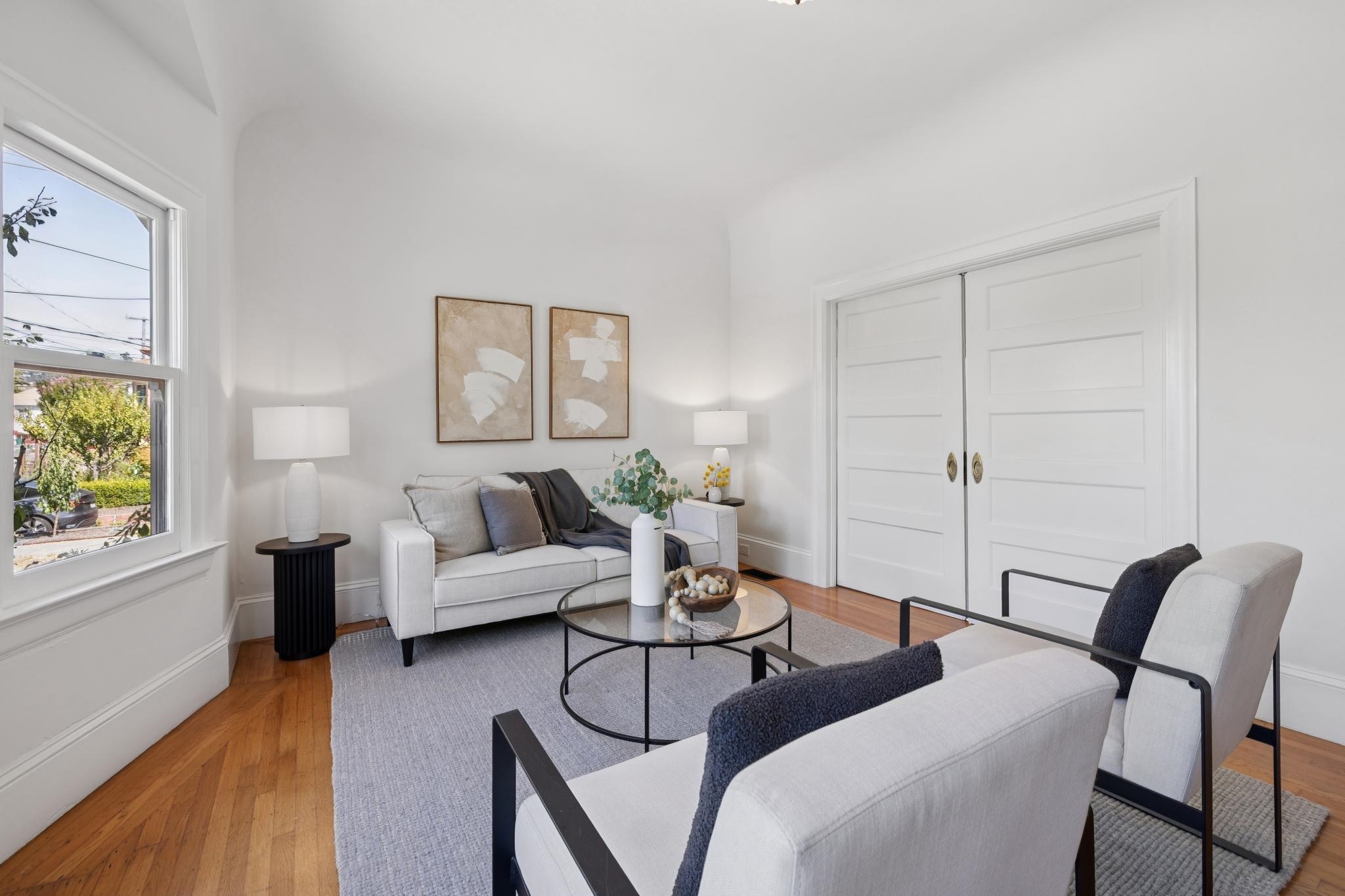 Detail Gallery Image 7 of 57 For 737-739 61st St, Oakland,  CA 94609 - – Beds | – Baths