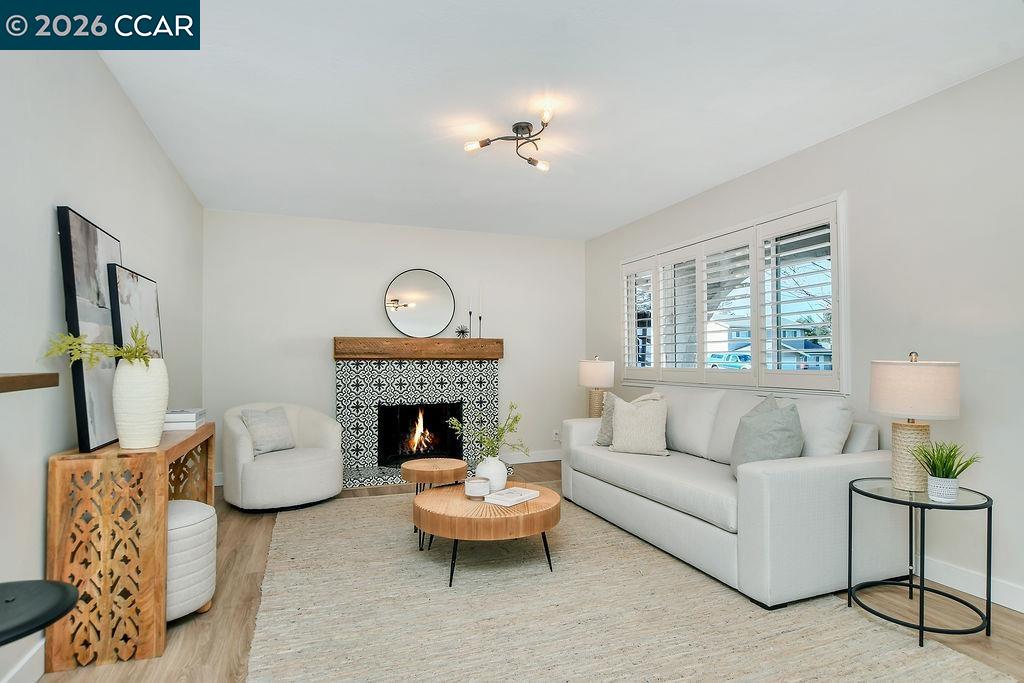 Detail Gallery Image 5 of 34 For 508 Viewmont Street, Benicia,  CA 94510-2325 - 3 Beds | 2 Baths