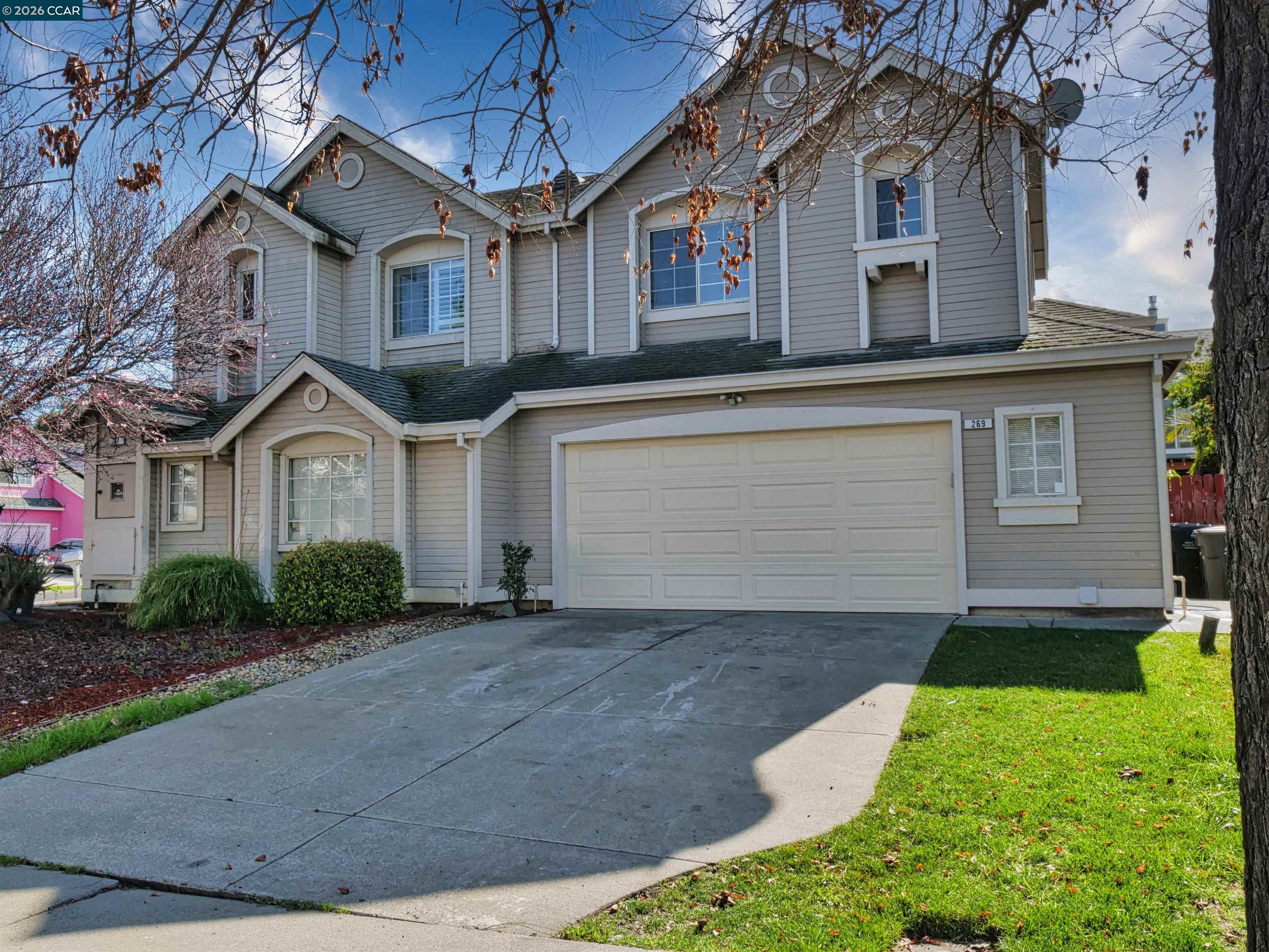 Detail Gallery Image 2 of 53 For 269 Tamarisk Cir, Suisun City,  CA 94585 - 3 Beds | 2/1 Baths