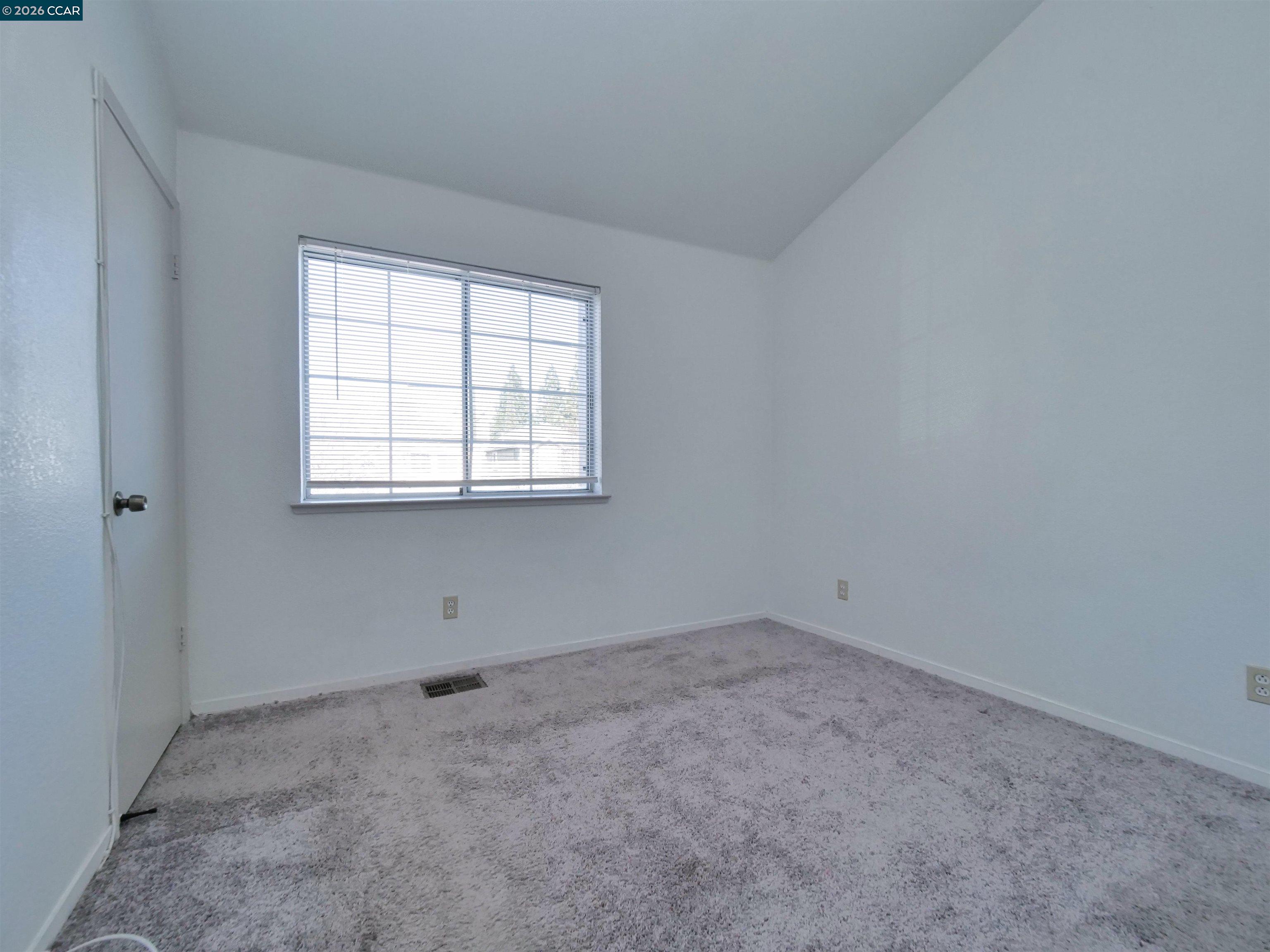 Detail Gallery Image 22 of 53 For 269 Tamarisk Cir, Suisun City,  CA 94585 - 3 Beds | 2/1 Baths