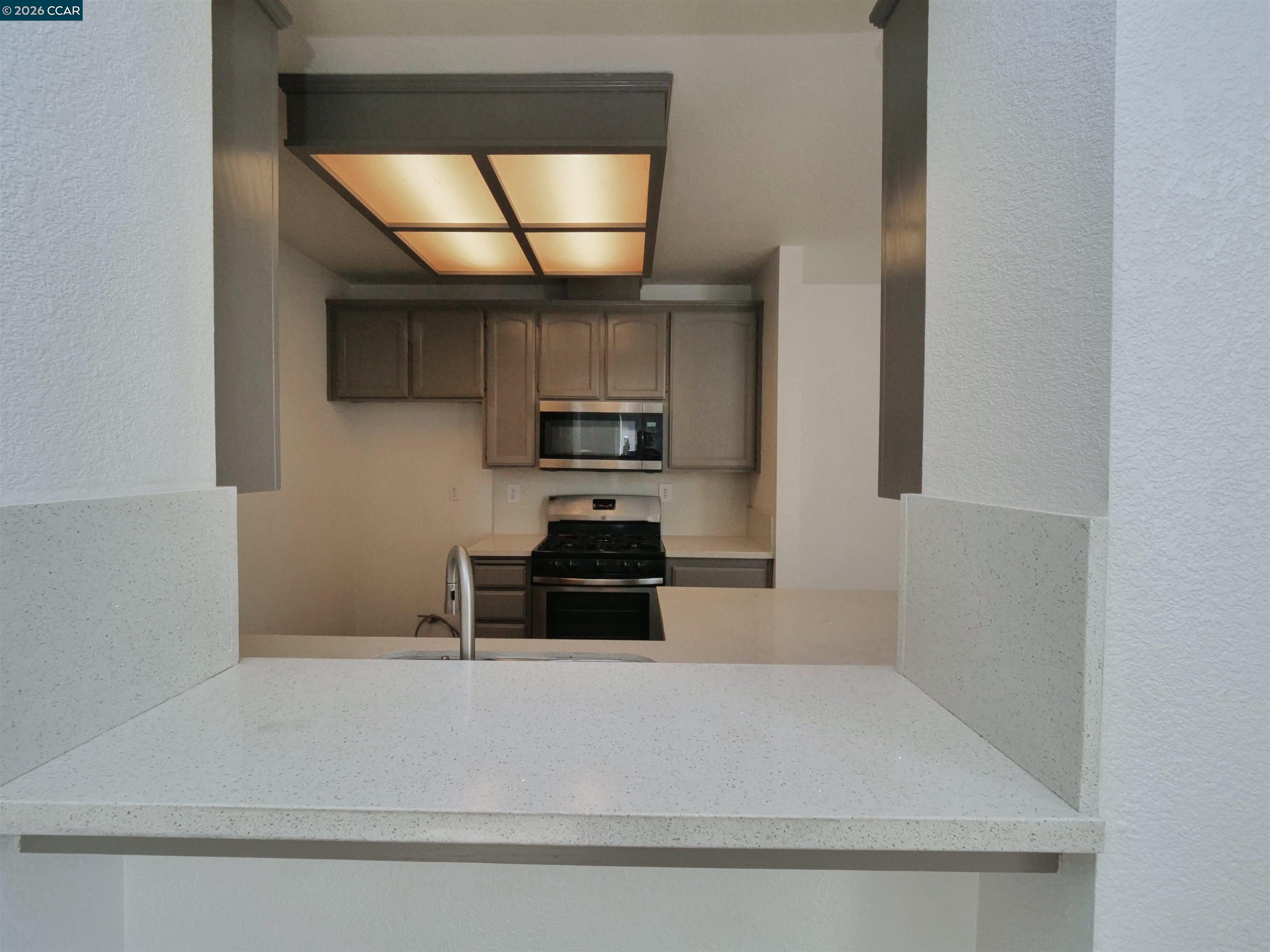 Detail Gallery Image 35 of 53 For 269 Tamarisk Cir, Suisun City,  CA 94585 - 3 Beds | 2/1 Baths