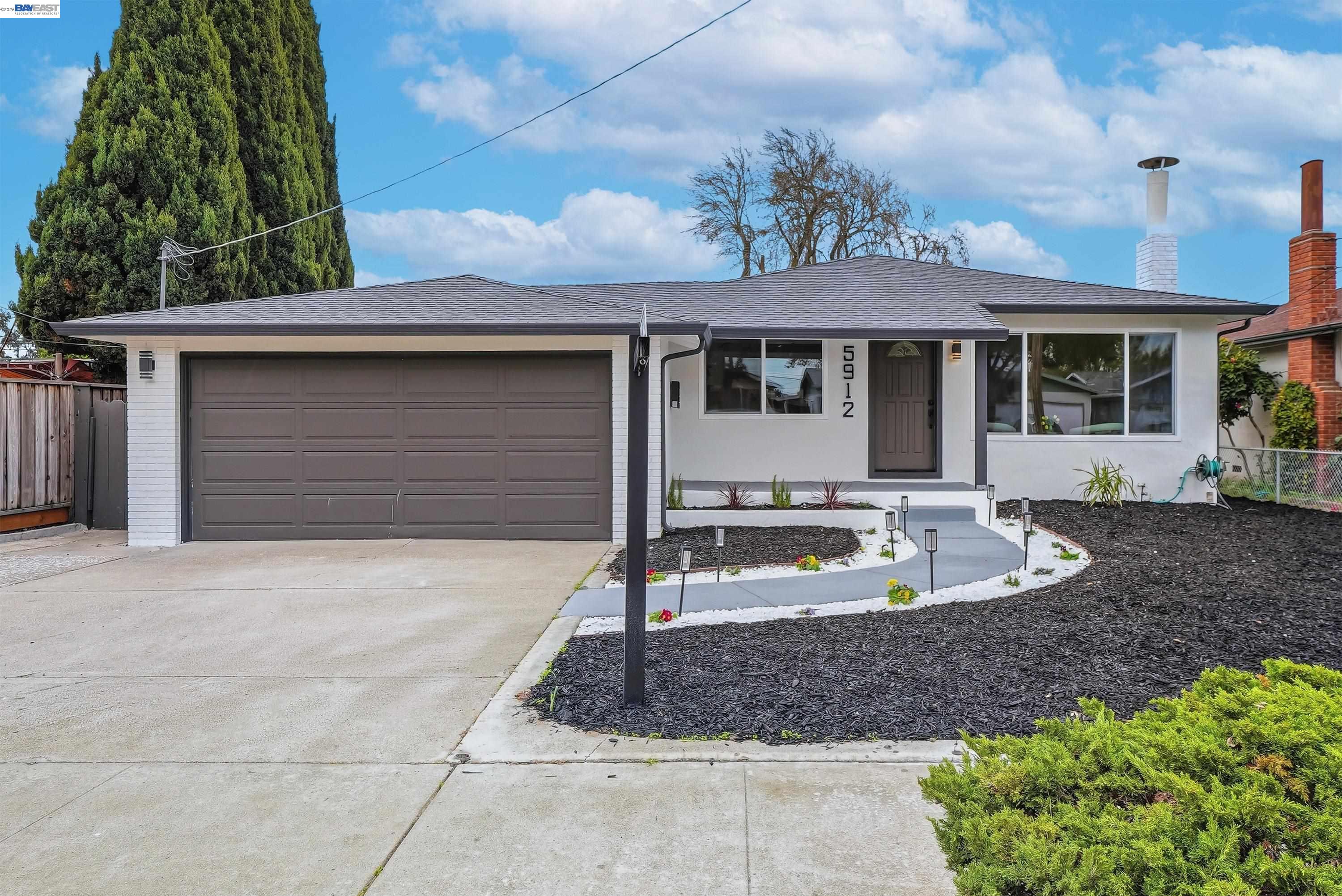 Front Image Thumbnail for BE41123767