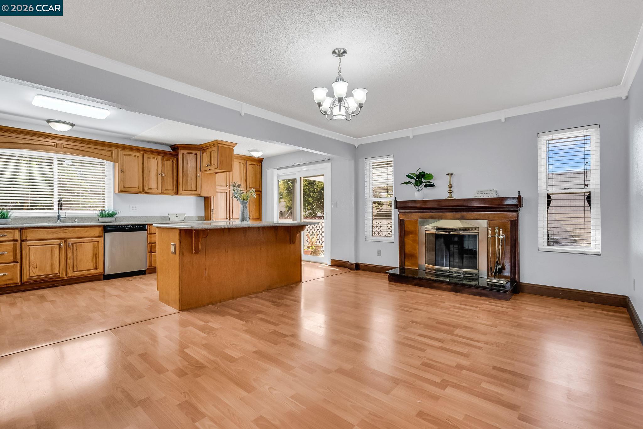 Detail Gallery Image 12 of 59 For 79 Chipman Ln, Suisun City,  CA 94585 - 4 Beds | 2 Baths