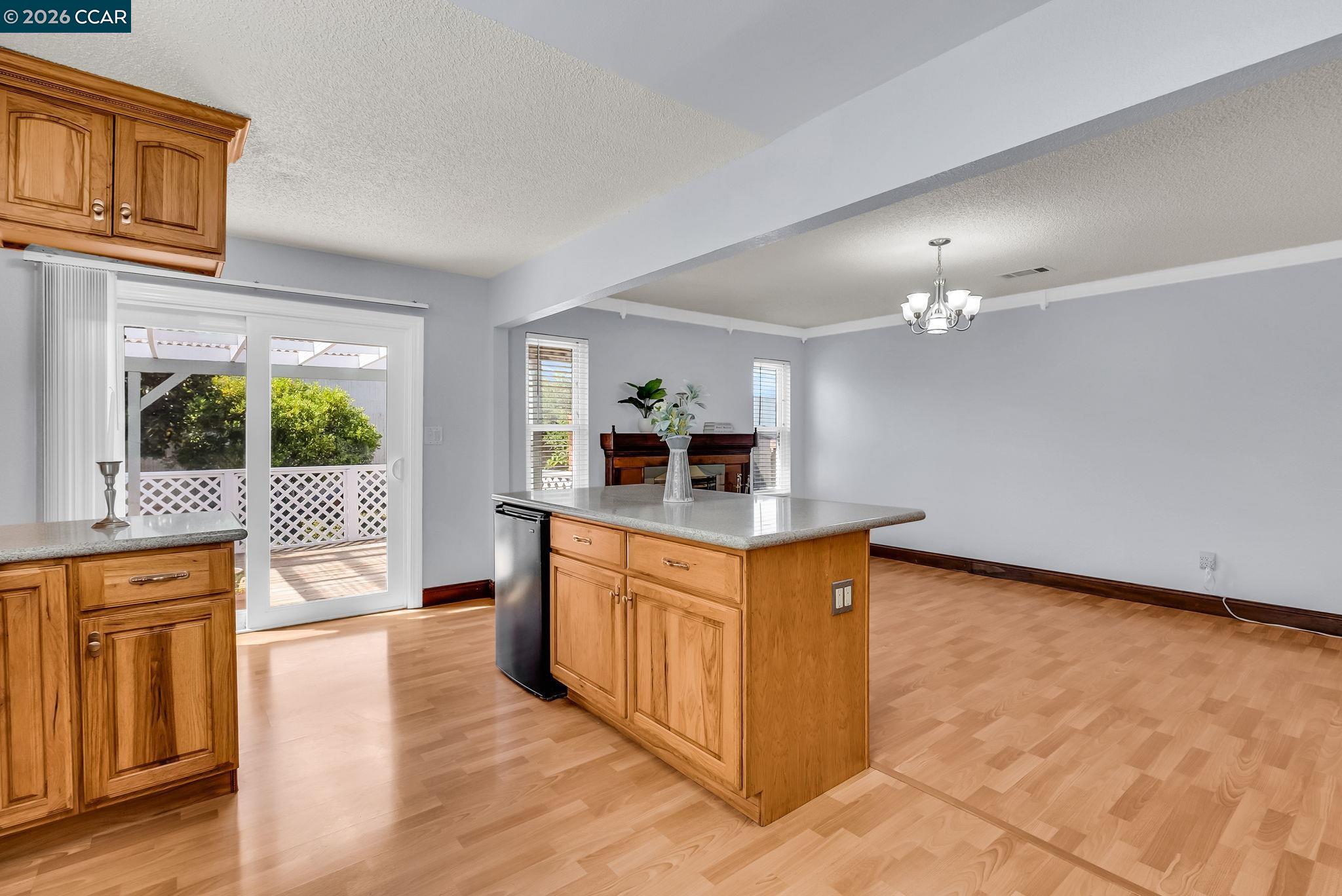 Detail Gallery Image 14 of 59 For 79 Chipman Ln, Suisun City,  CA 94585 - 4 Beds | 2 Baths