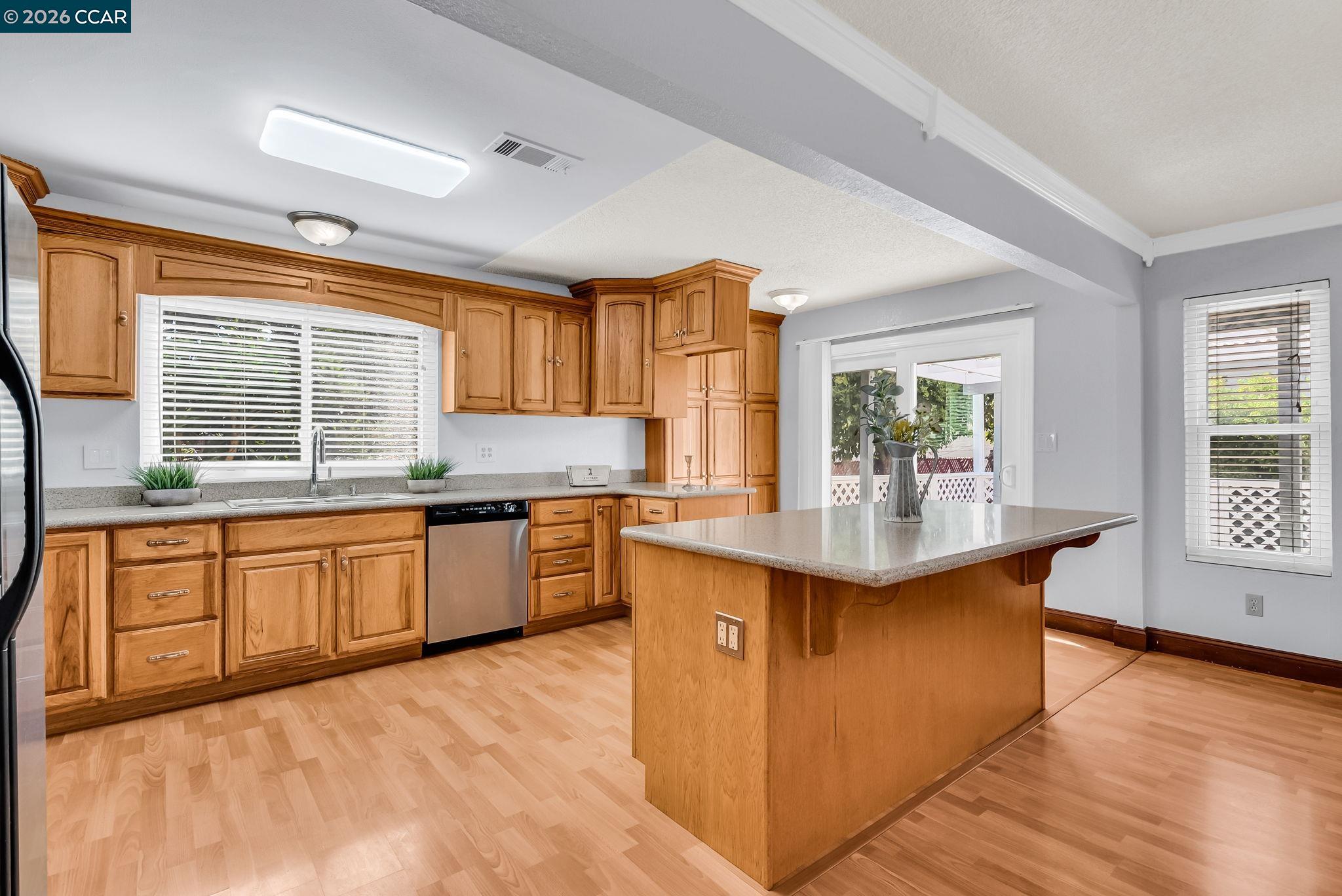 Detail Gallery Image 16 of 59 For 79 Chipman Ln, Suisun City,  CA 94585 - 4 Beds | 2 Baths