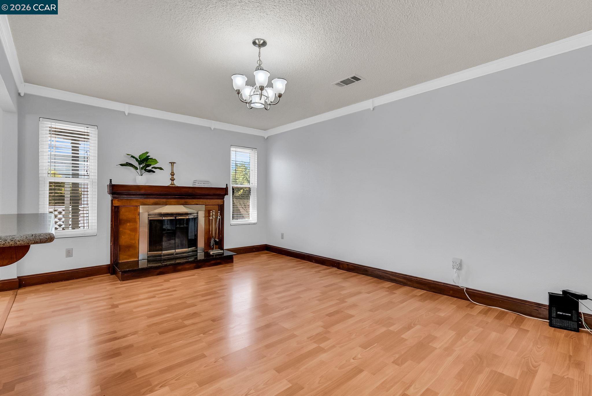 Detail Gallery Image 10 of 59 For 79 Chipman Ln, Suisun City,  CA 94585 - 4 Beds | 2 Baths