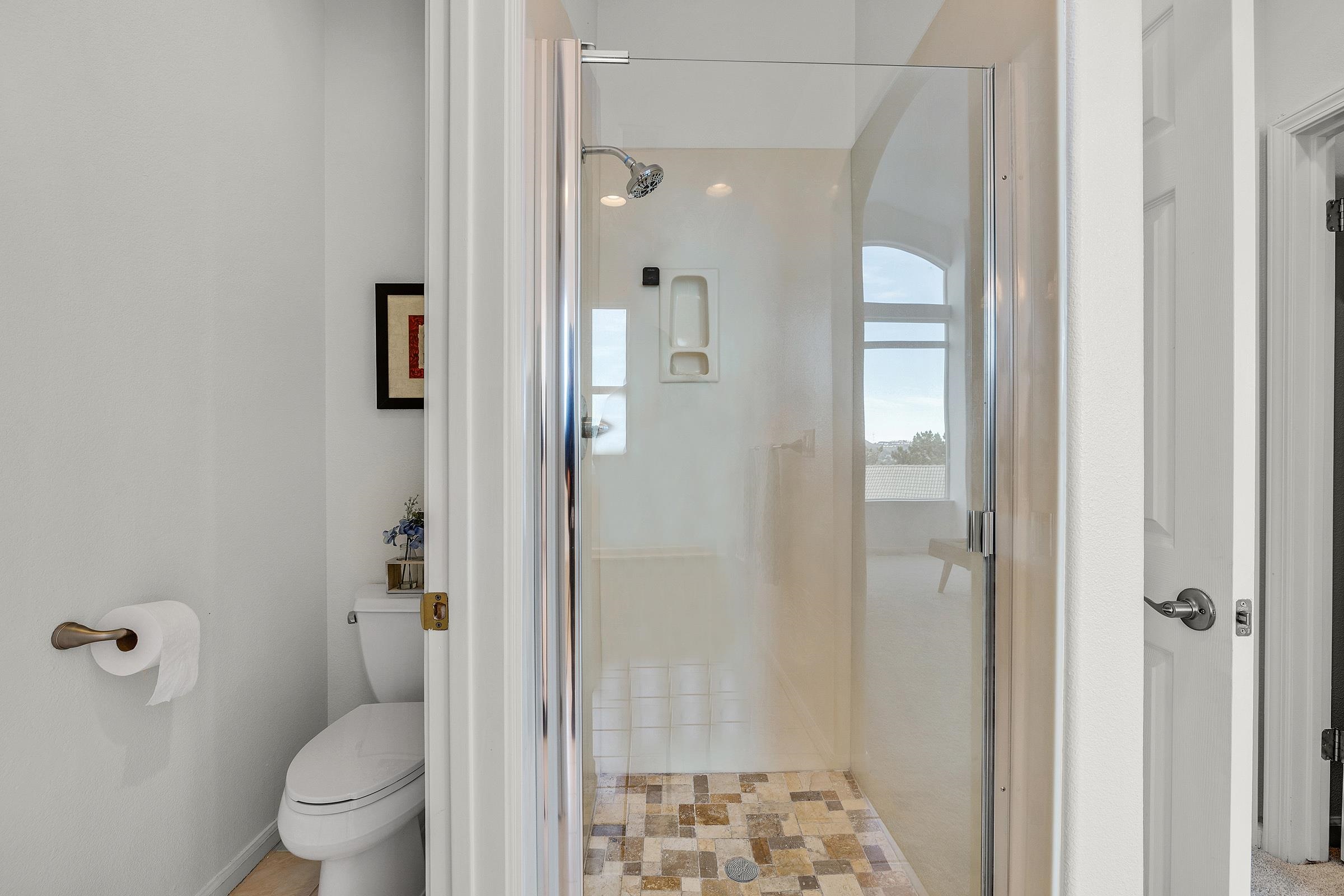 Detail Gallery Image 32 of 55 For 22 Buena Vista Rd, South San Francisco,  CA 94080 - 4 Beds | 3 Baths