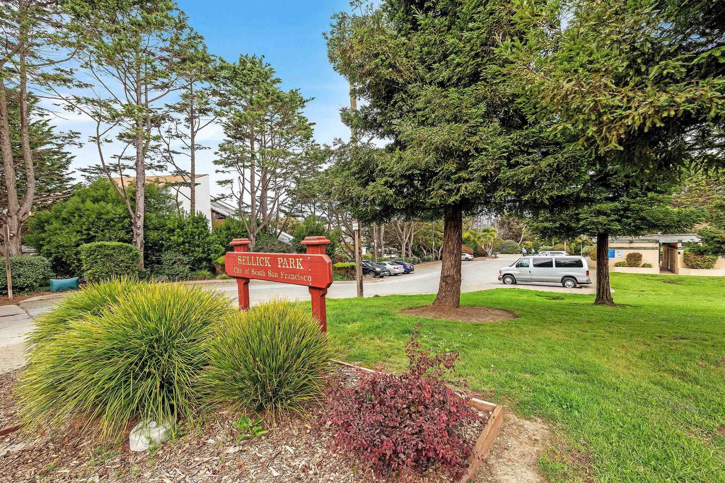 Detail Gallery Image 50 of 55 For 22 Buena Vista Rd, South San Francisco,  CA 94080 - 4 Beds | 3 Baths
