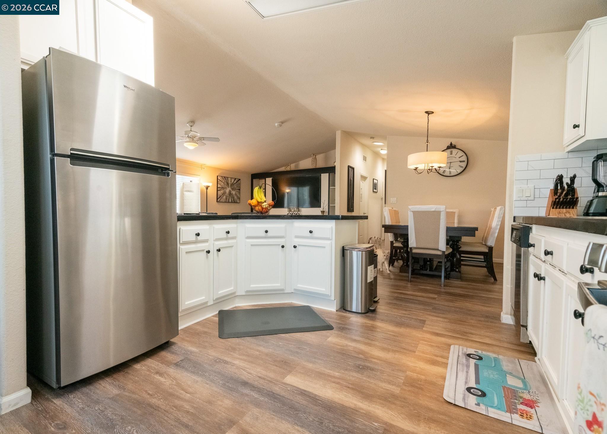 Detail Gallery Image 10 of 18 For 315 via Valencia #138,  Pacheco,  CA 94553 - 2 Beds | 2 Baths