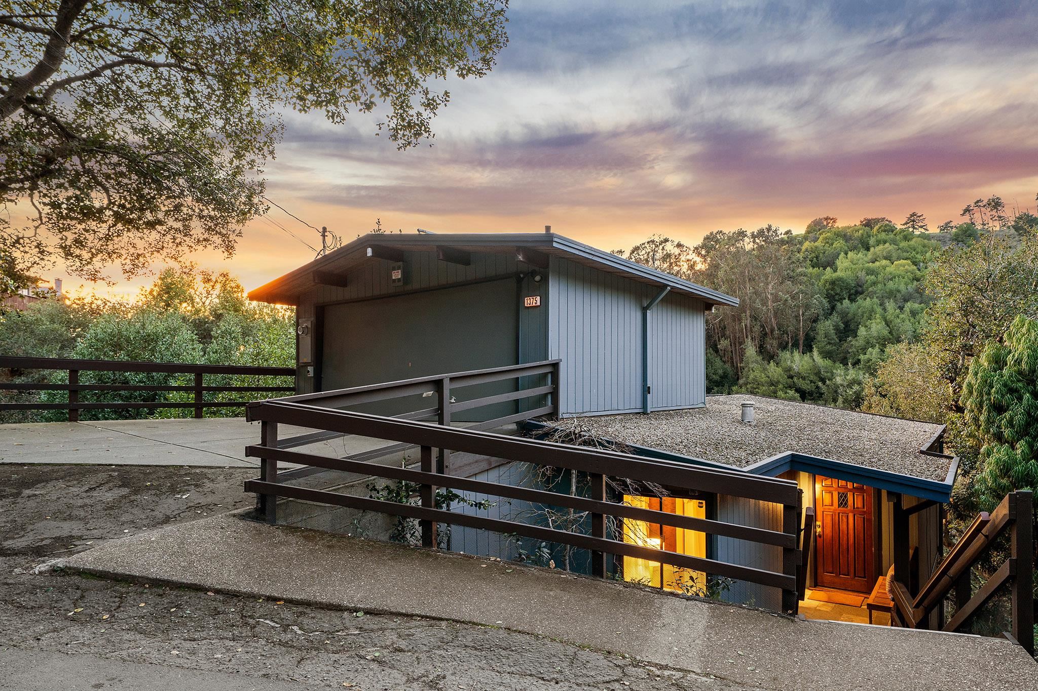 Detail Gallery Image 40 of 40 For 1375 Alvarado Rd, Berkeley,  CA 94705 - 3 Beds | 2 Baths