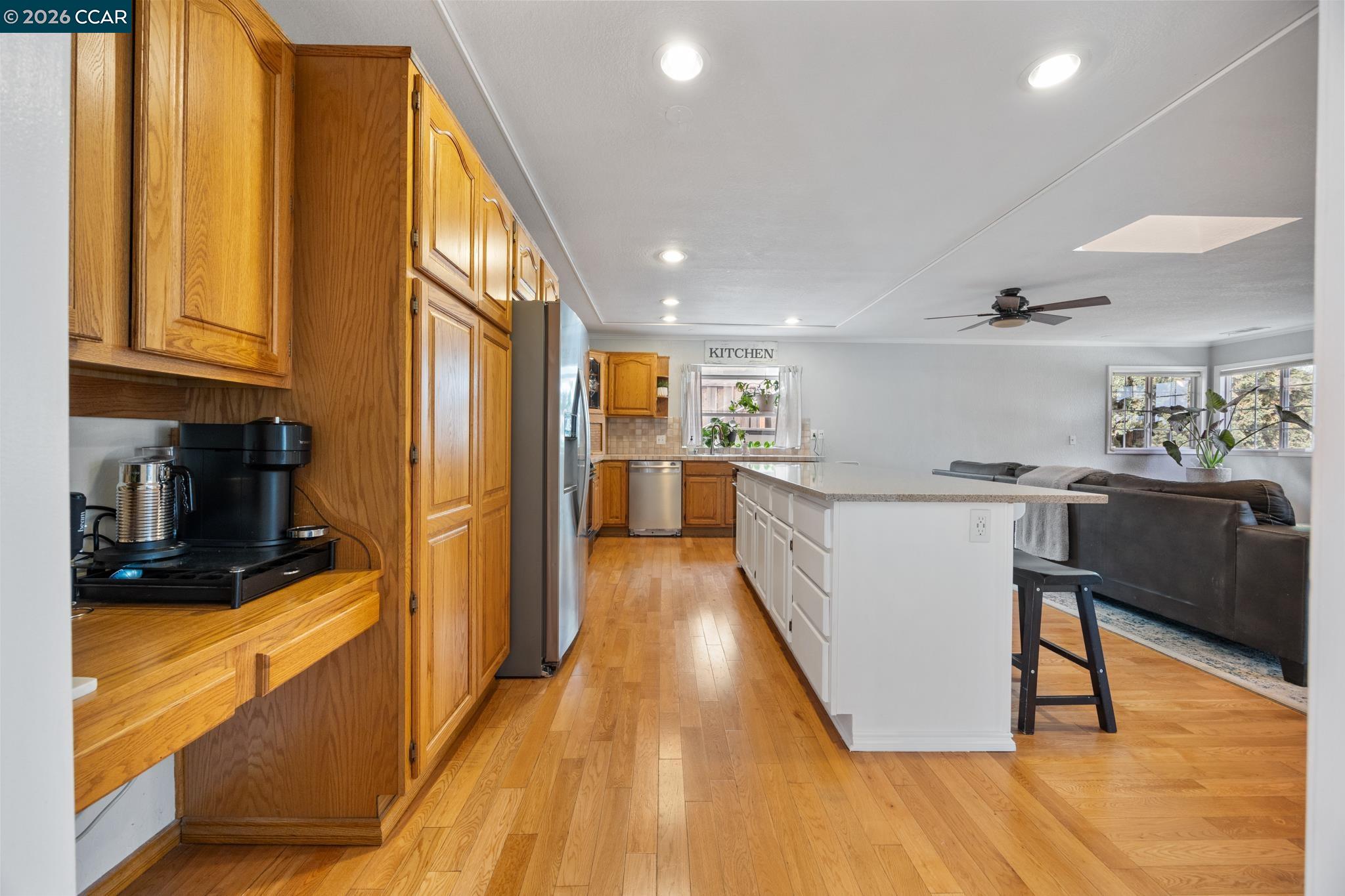 Detail Gallery Image 5 of 45 For 889 Palisade Dr, Martinez,  CA 94553 - 3 Beds | 2 Baths