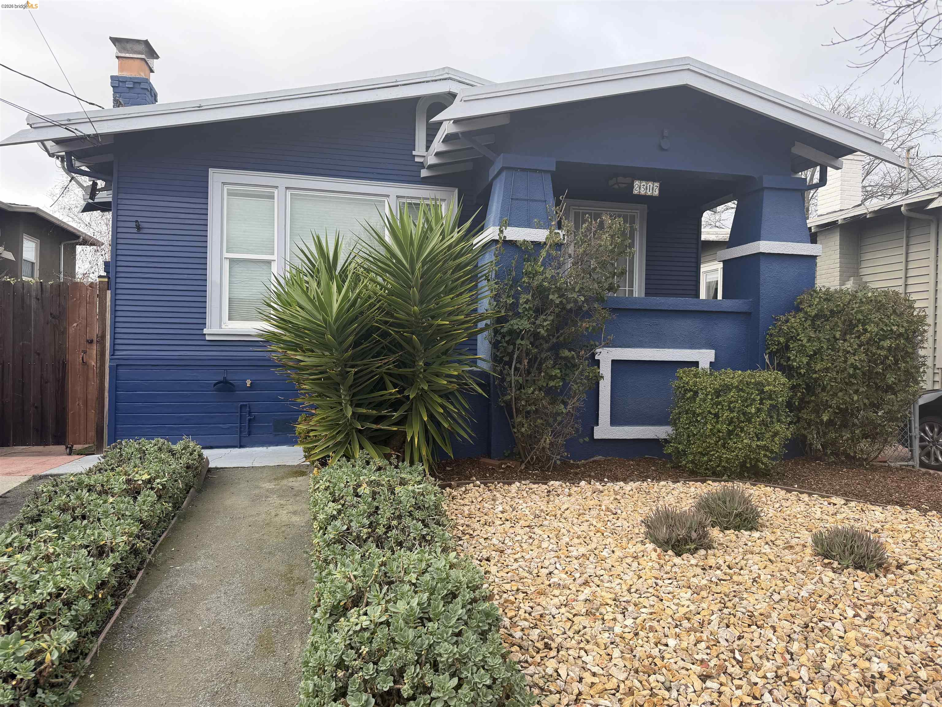 Front Image Thumbnail for EB41123782