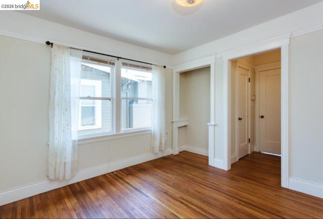 Detail Gallery Image 6 of 9 For 2317 65th Ave, Oakland,  CA 94605 - 2 Beds | 1 Baths