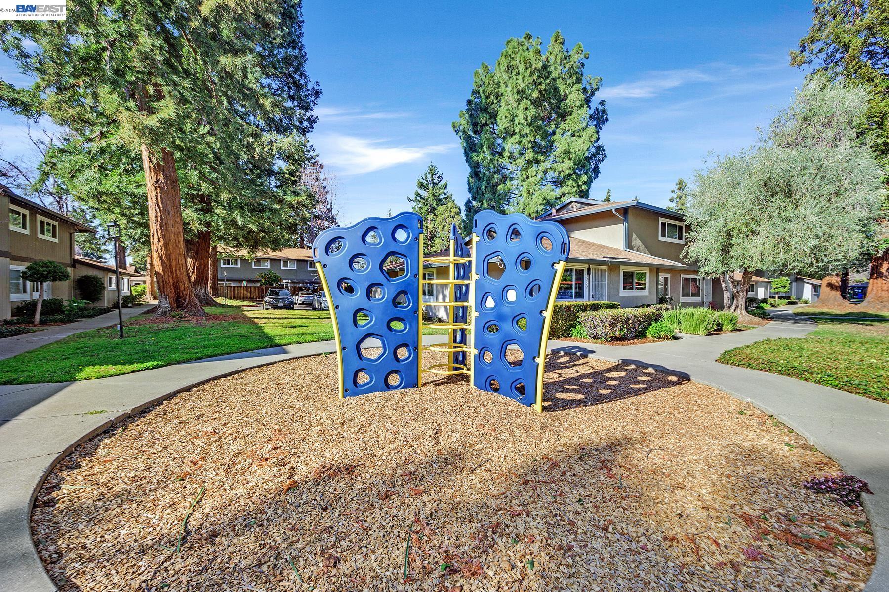 Detail Gallery Image 22 of 24 For 3312 Howard Cmn, Fremont,  CA 94536 - 2 Beds | 1/1 Baths