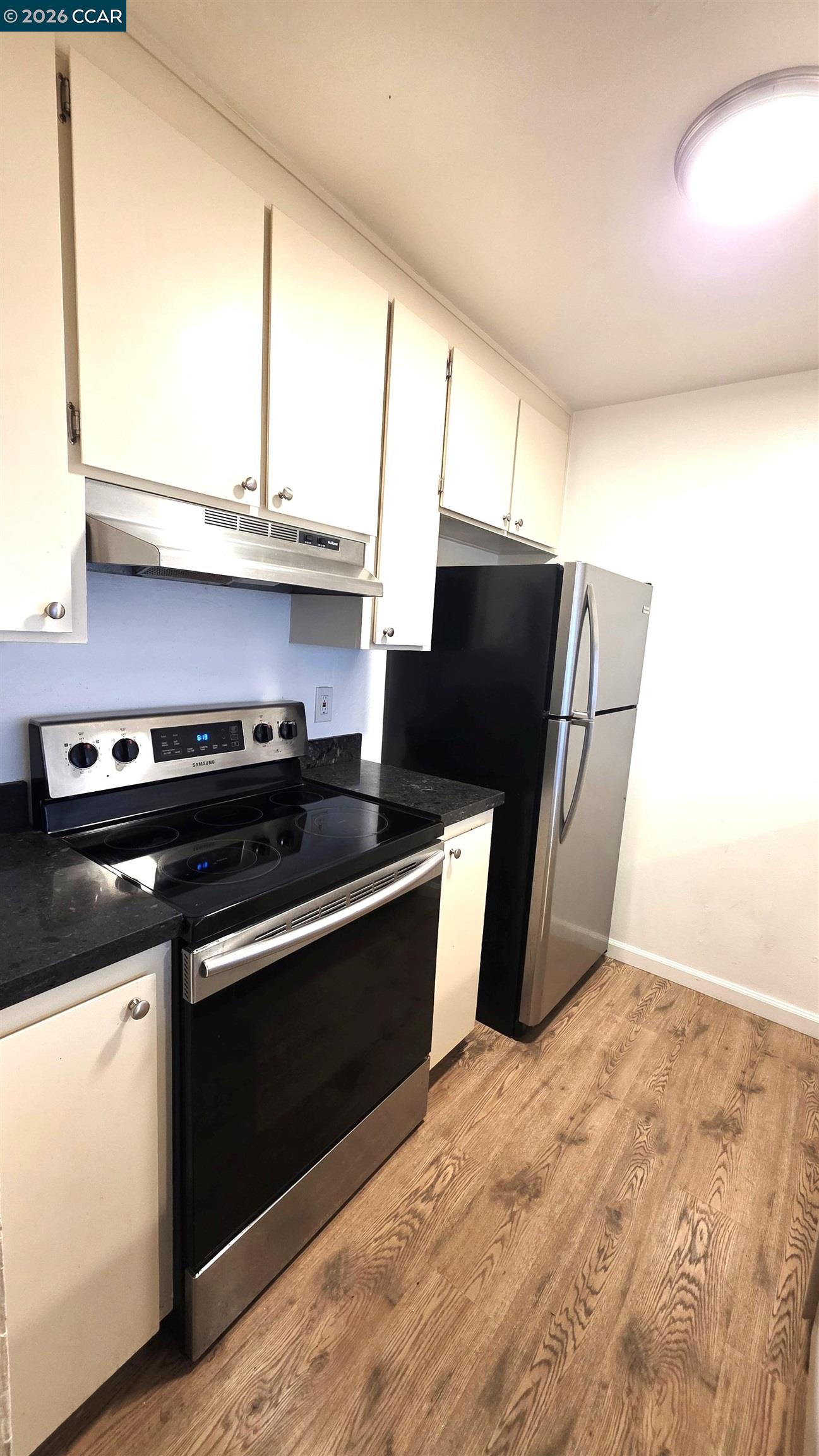 Photo #7: 41123784 Listing: Photo #7