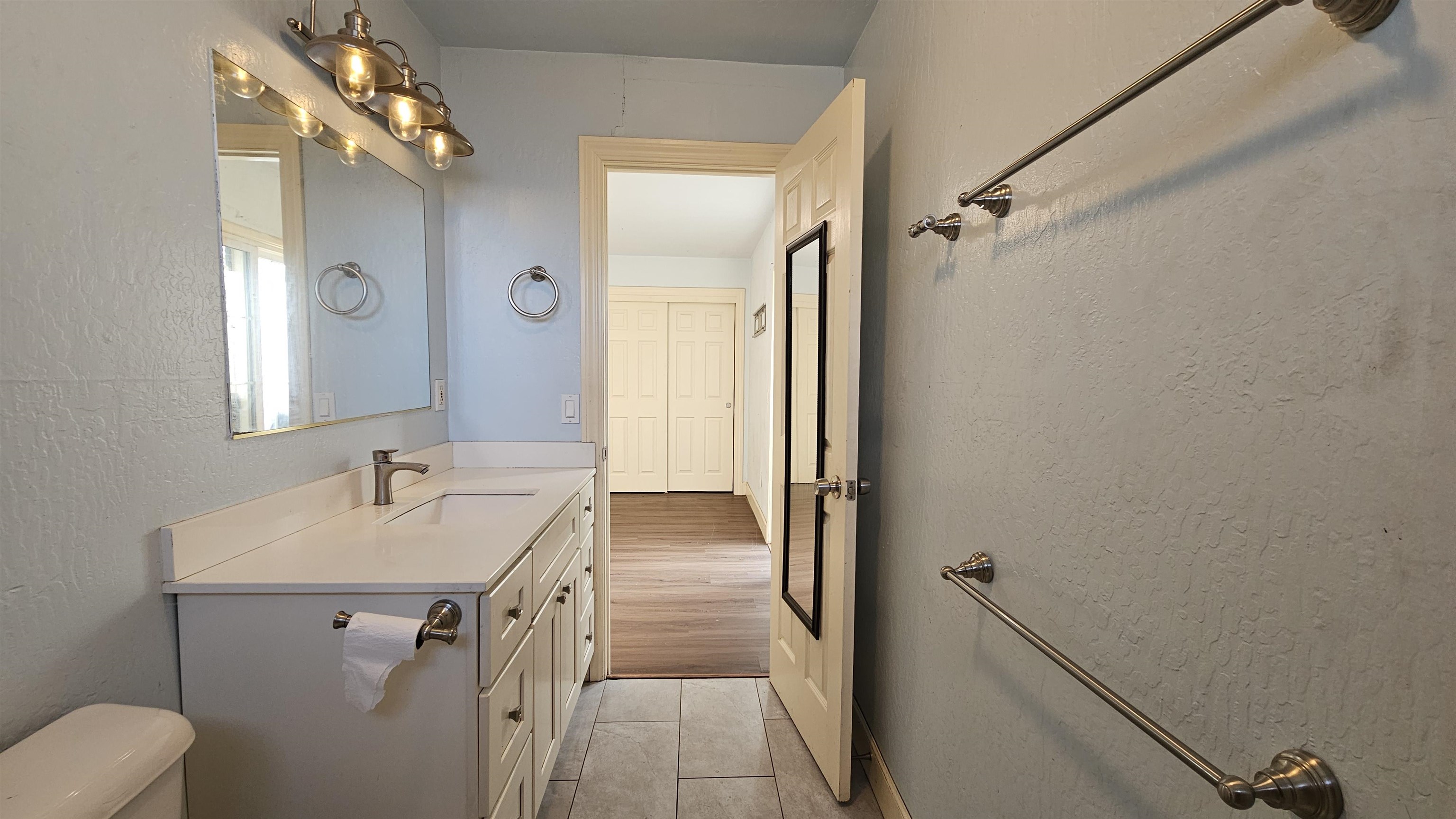 Detail Gallery Image 8 of 8 For 3773 Willow Pass Rd, Concord,  CA 94519 - 3 Beds | 2 Baths