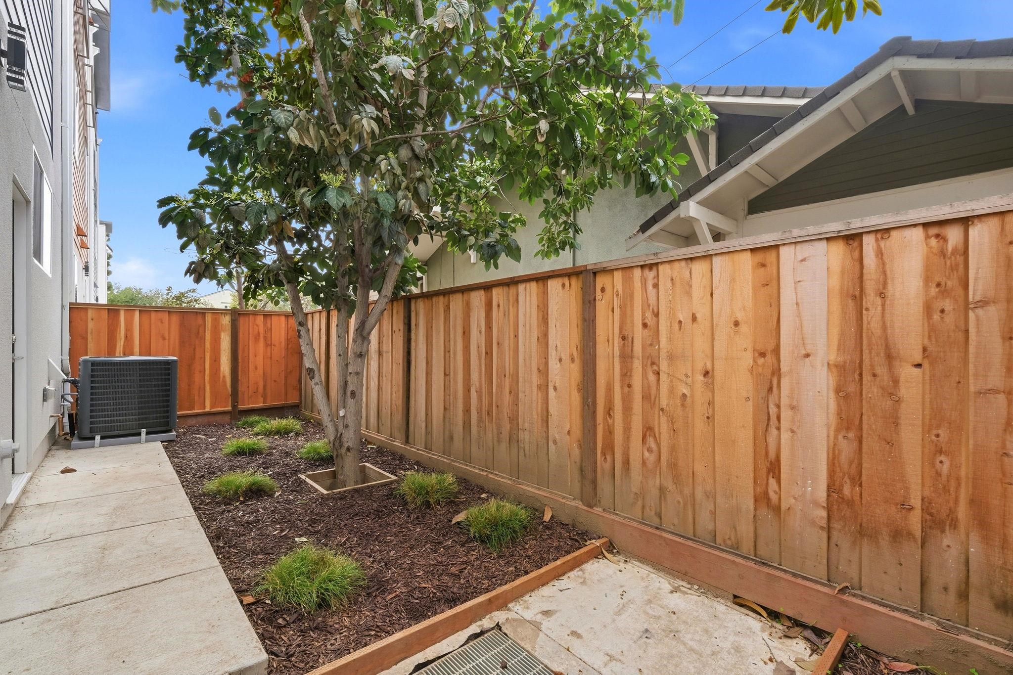 Photo #33: 41123786 Listing: Photo #33