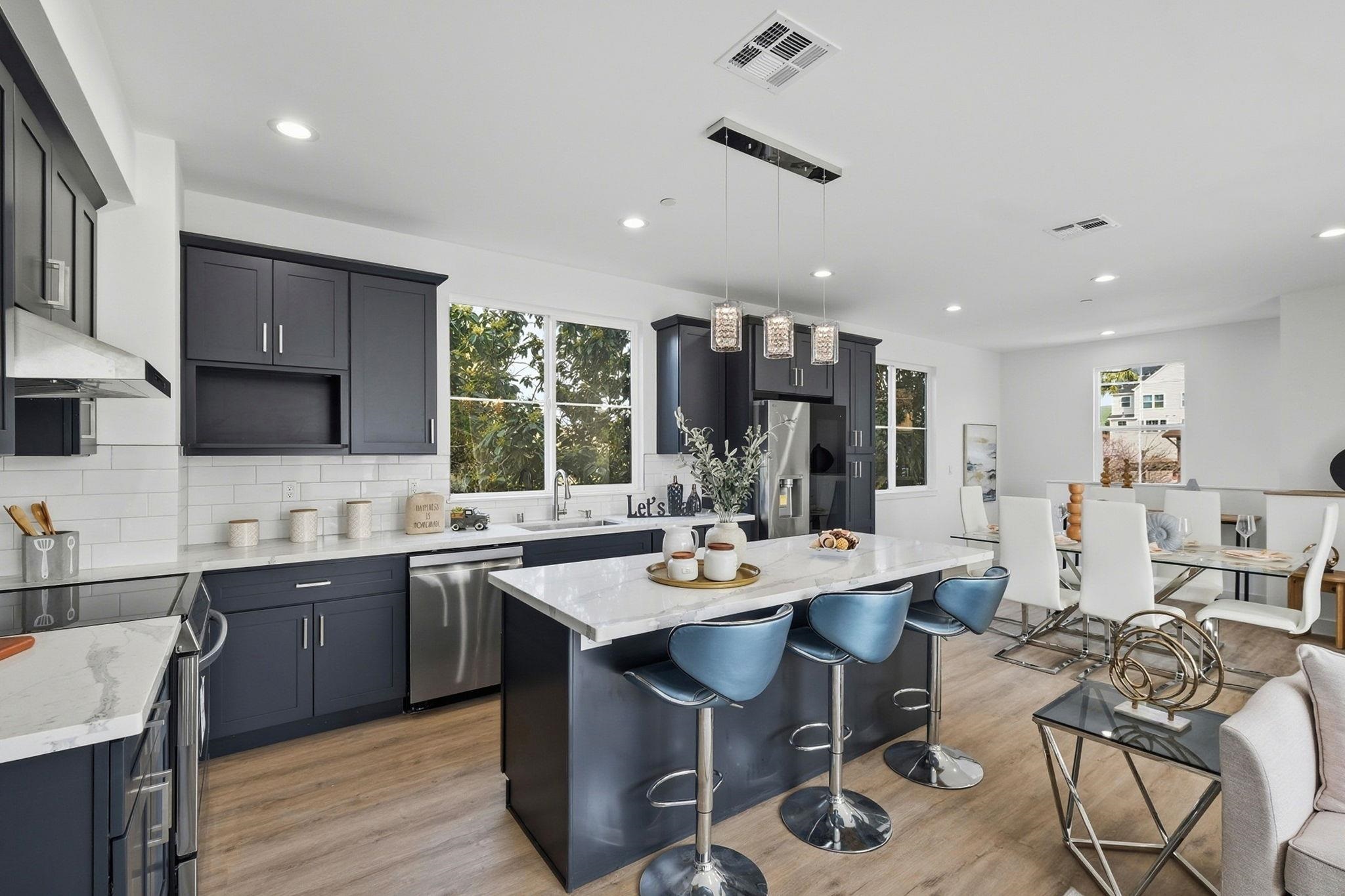 Photo #8: 41123786 Listing: Photo #8