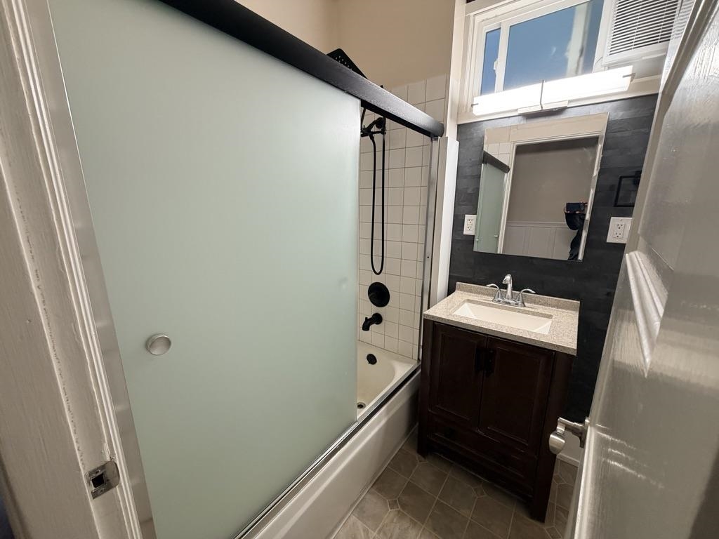 Detail Gallery Image 10 of 20 For 176-180 Langton St, San Francisco,  CA 94103 - – Beds | – Baths