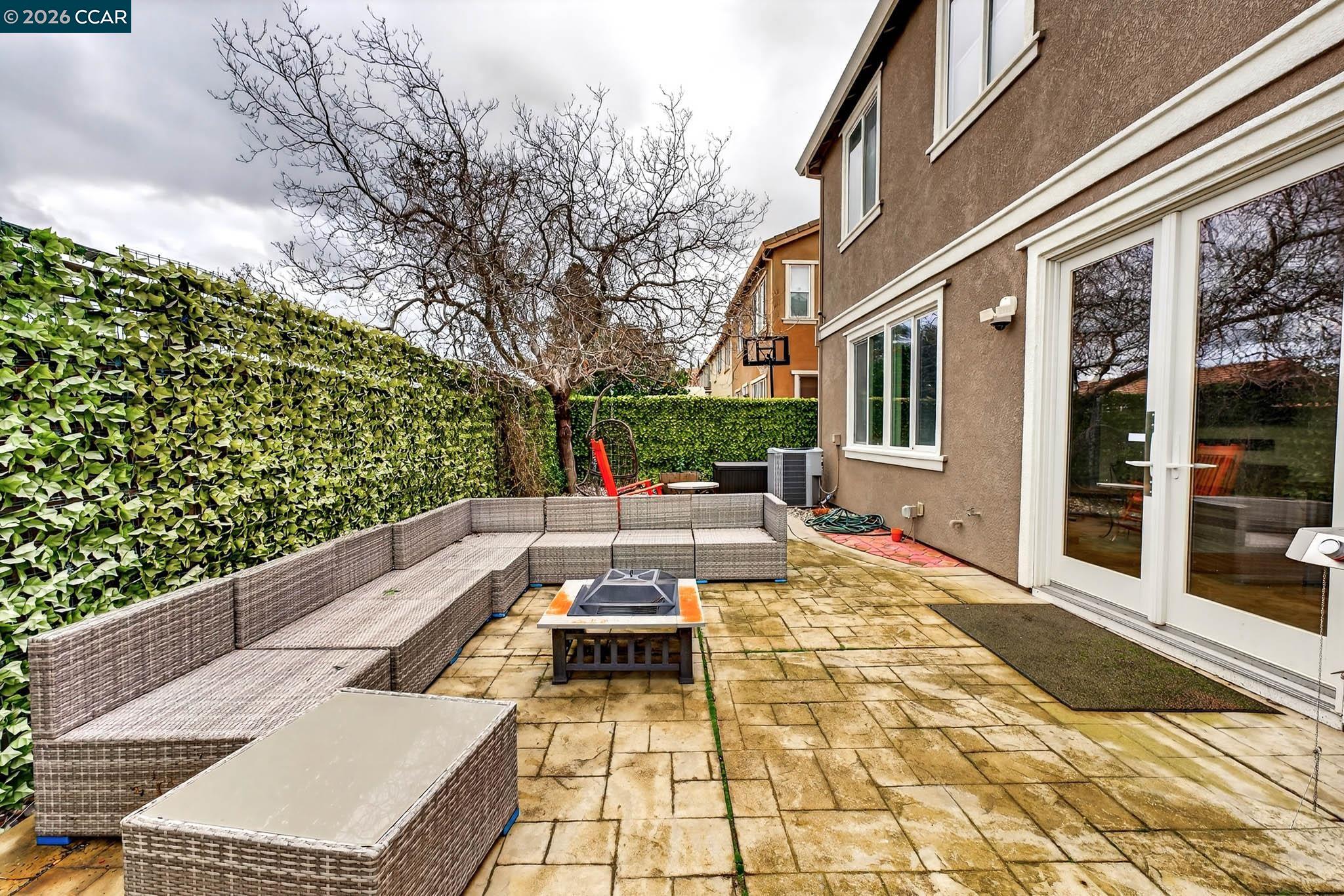 Detail Gallery Image 36 of 38 For 41 Galveston Bay Ct, Pittsburg,  CA 94565 - 4 Beds | 2/1 Baths