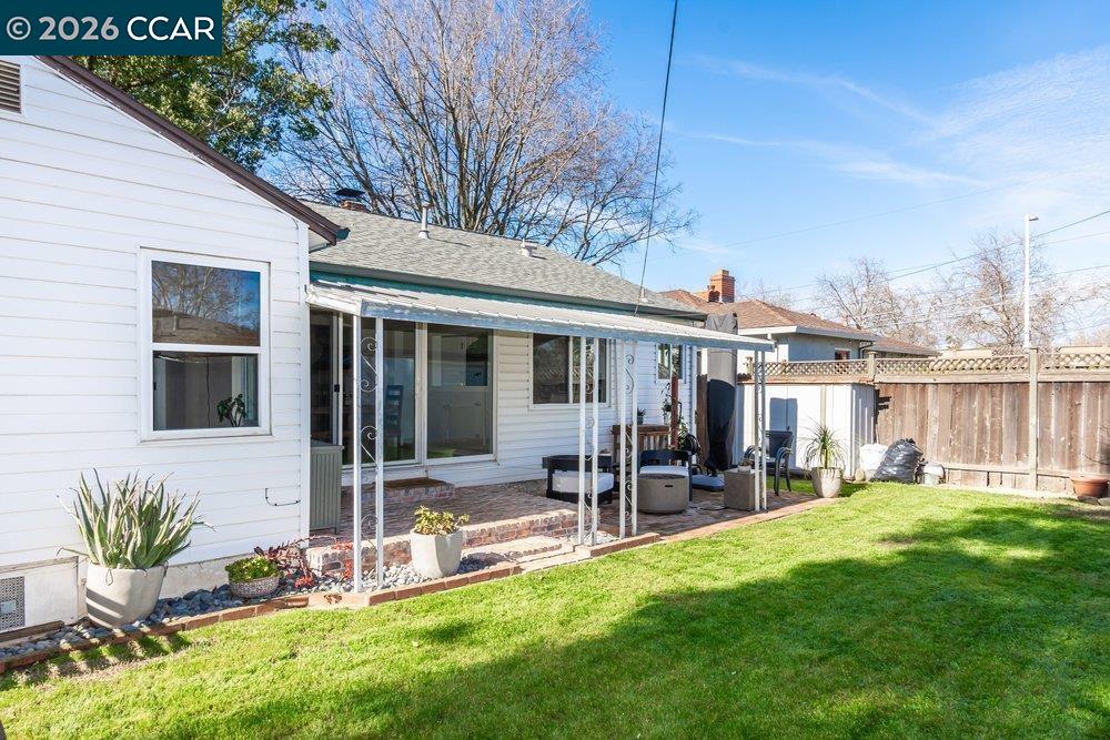 Detail Gallery Image 36 of 40 For 2607 Patton Way #.,  Sacramento,  CA 95816 - 2 Beds | 1 Baths