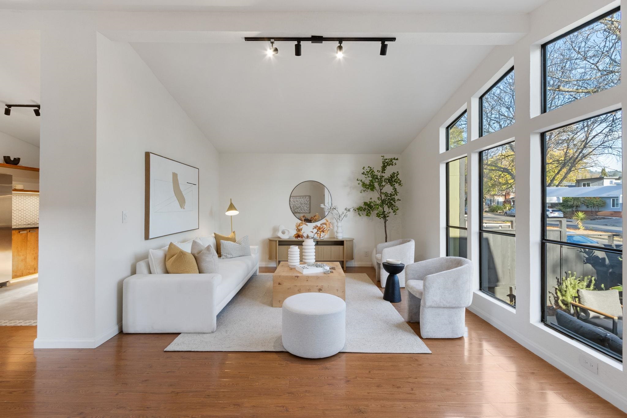 Detail Gallery Image 17 of 60 For 3723 35th Ave, Oakland,  CA 94619 - 3 Beds | 2 Baths