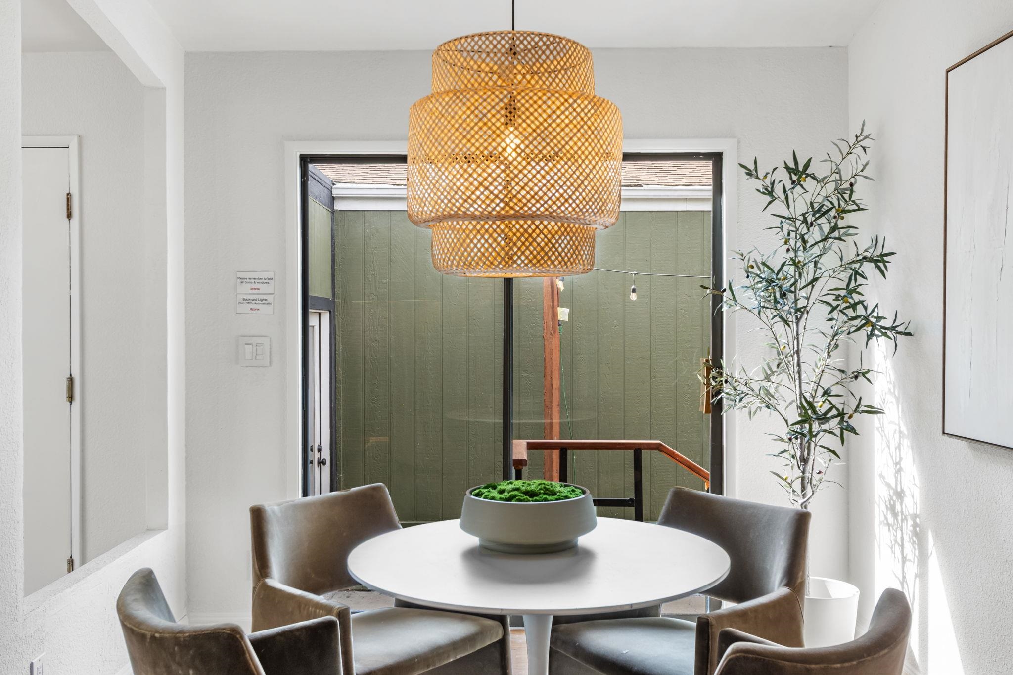 Detail Gallery Image 24 of 60 For 3723 35th Ave, Oakland,  CA 94619 - 3 Beds | 2 Baths