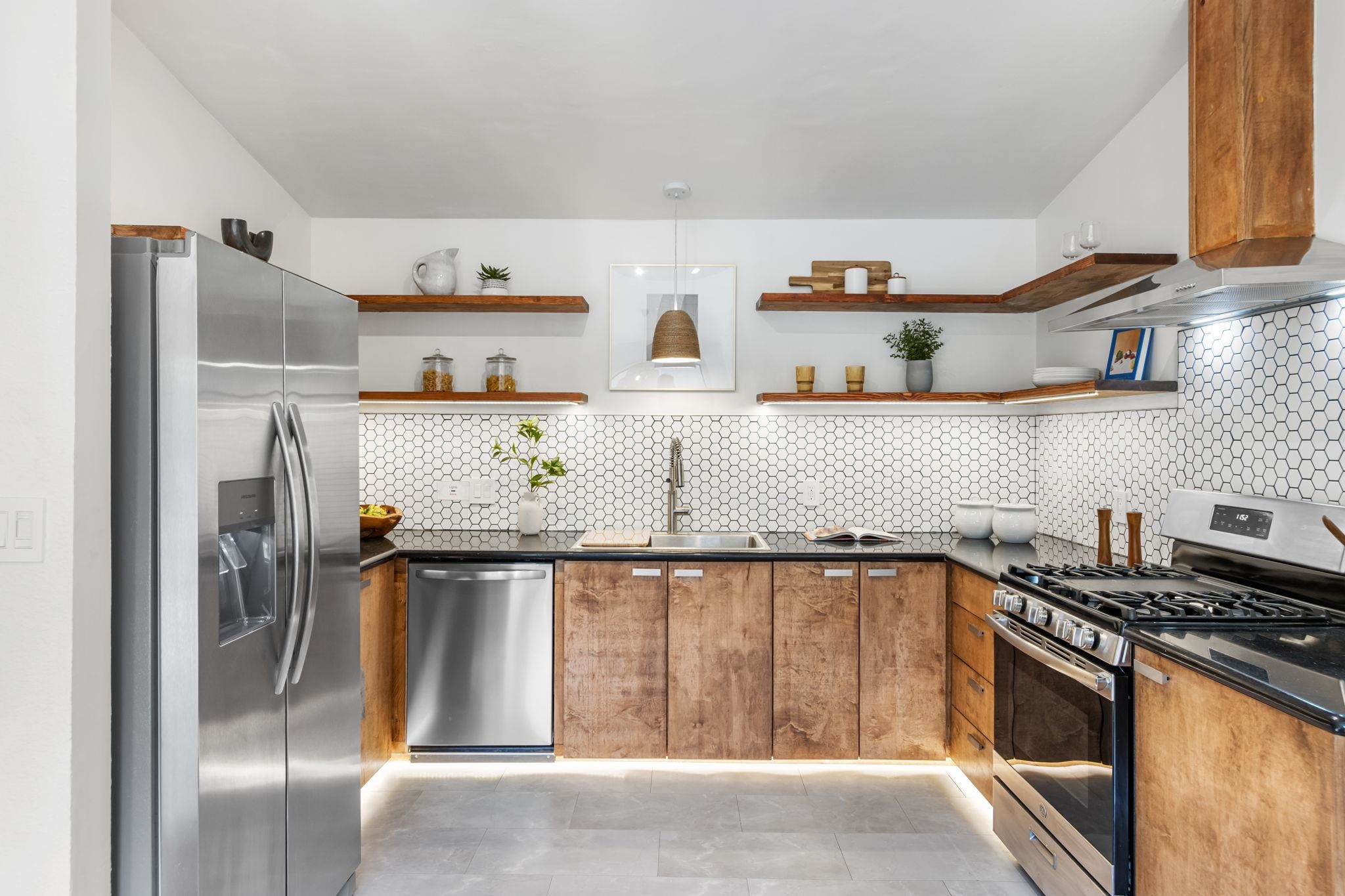 Detail Gallery Image 28 of 60 For 3723 35th Ave, Oakland,  CA 94619 - 3 Beds | 2 Baths