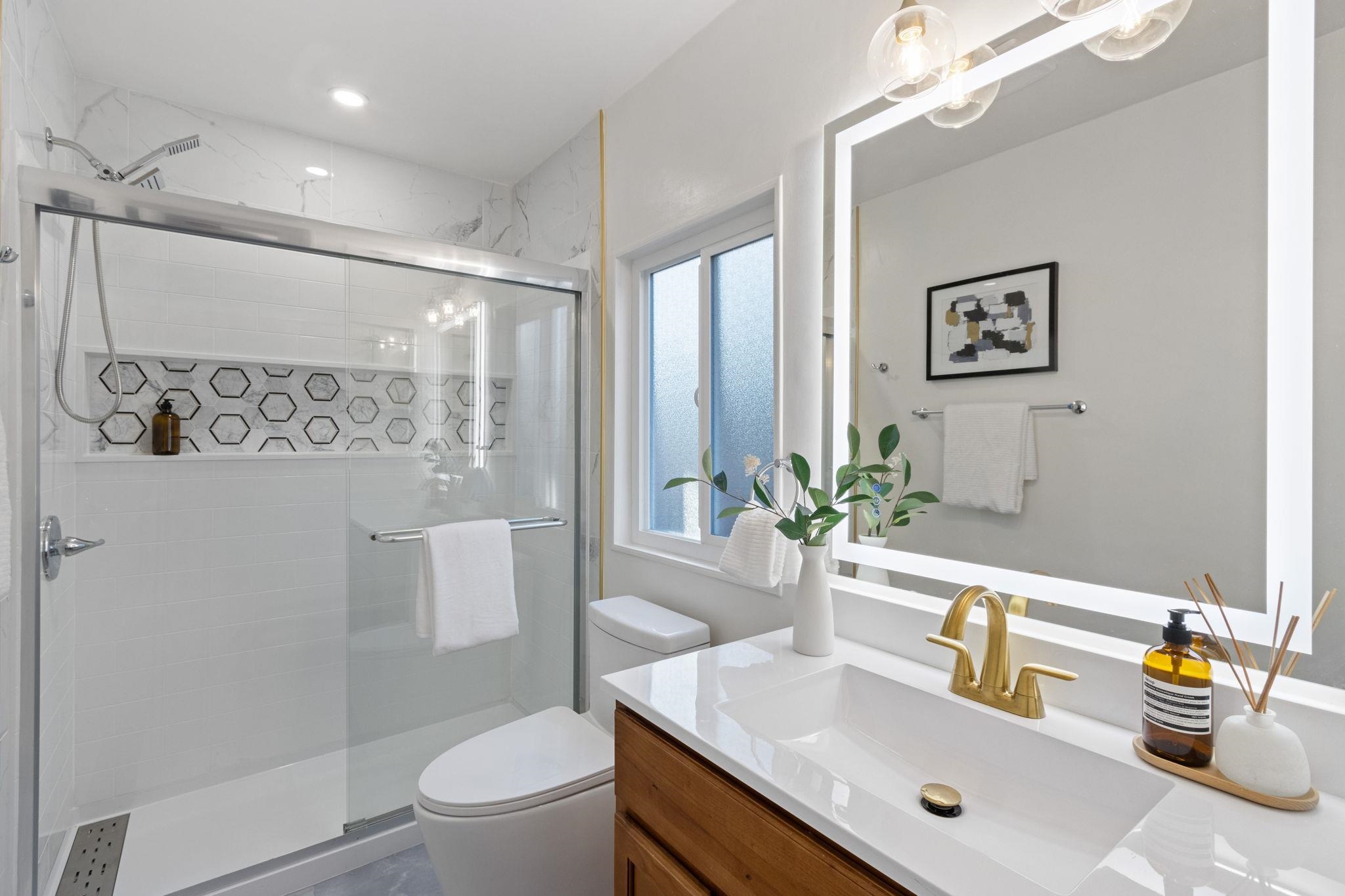 Detail Gallery Image 58 of 60 For 3723 35th Ave, Oakland,  CA 94619 - 3 Beds | 2 Baths