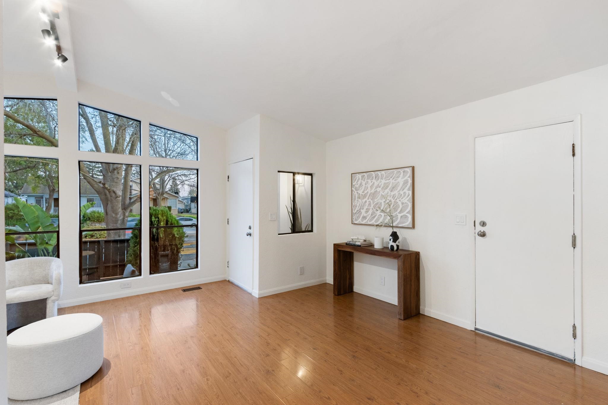 Detail Gallery Image 7 of 60 For 3723 35th Ave, Oakland,  CA 94619 - 3 Beds | 2 Baths