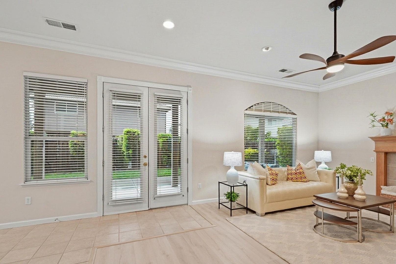 Detail Gallery Image 12 of 43 For 663 Clay Way, Ripon,  CA 95366 - 5 Beds | 4 Baths