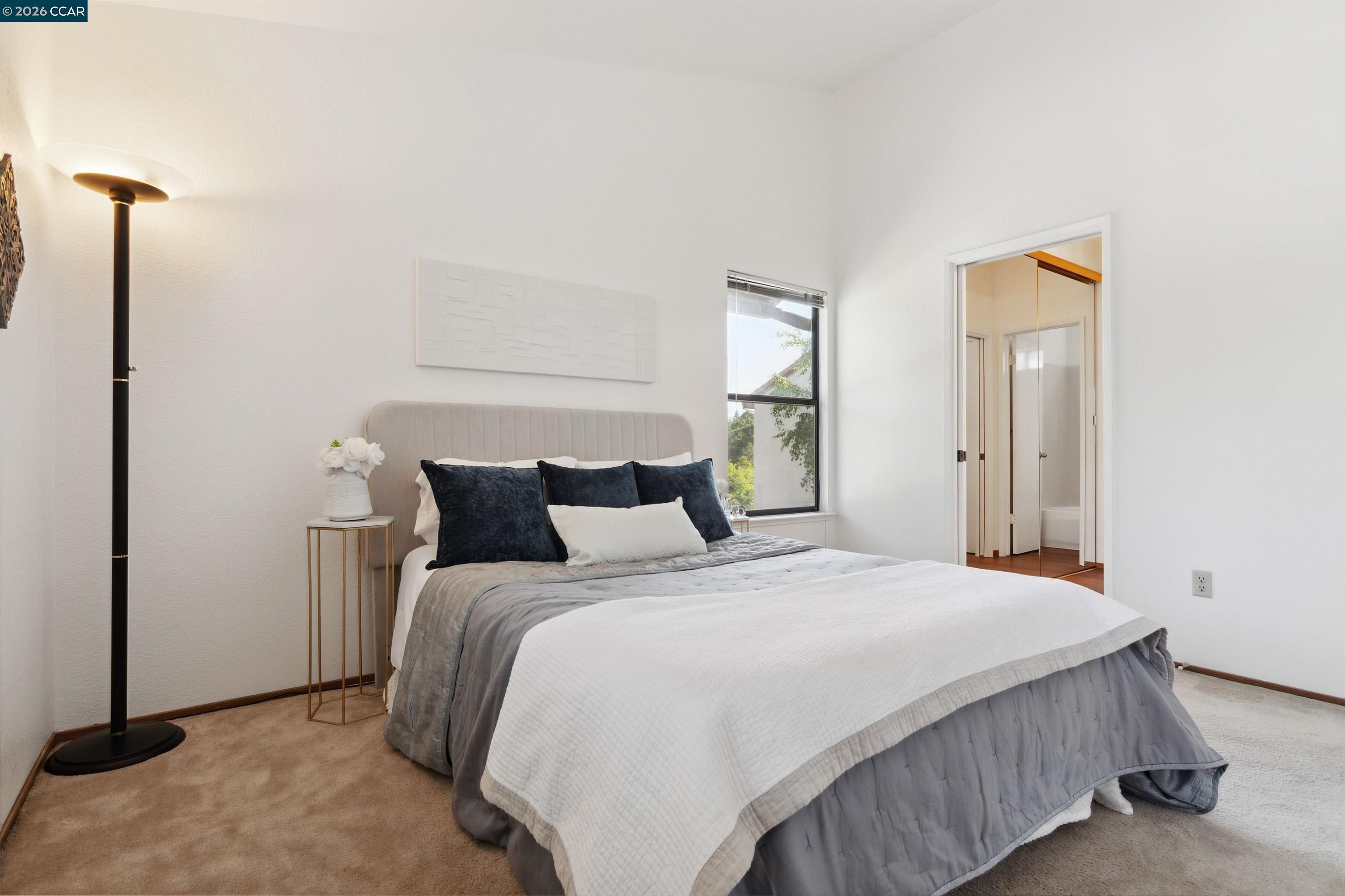 Photo #17: 41123793 Listing: Photo #17