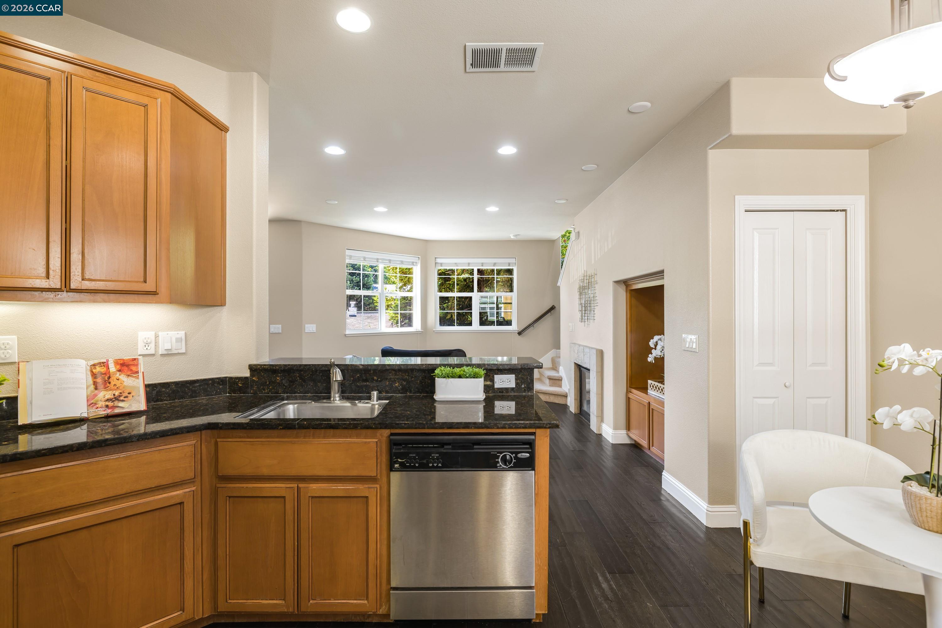 Photo #11: 41123795 Listing: Photo #11