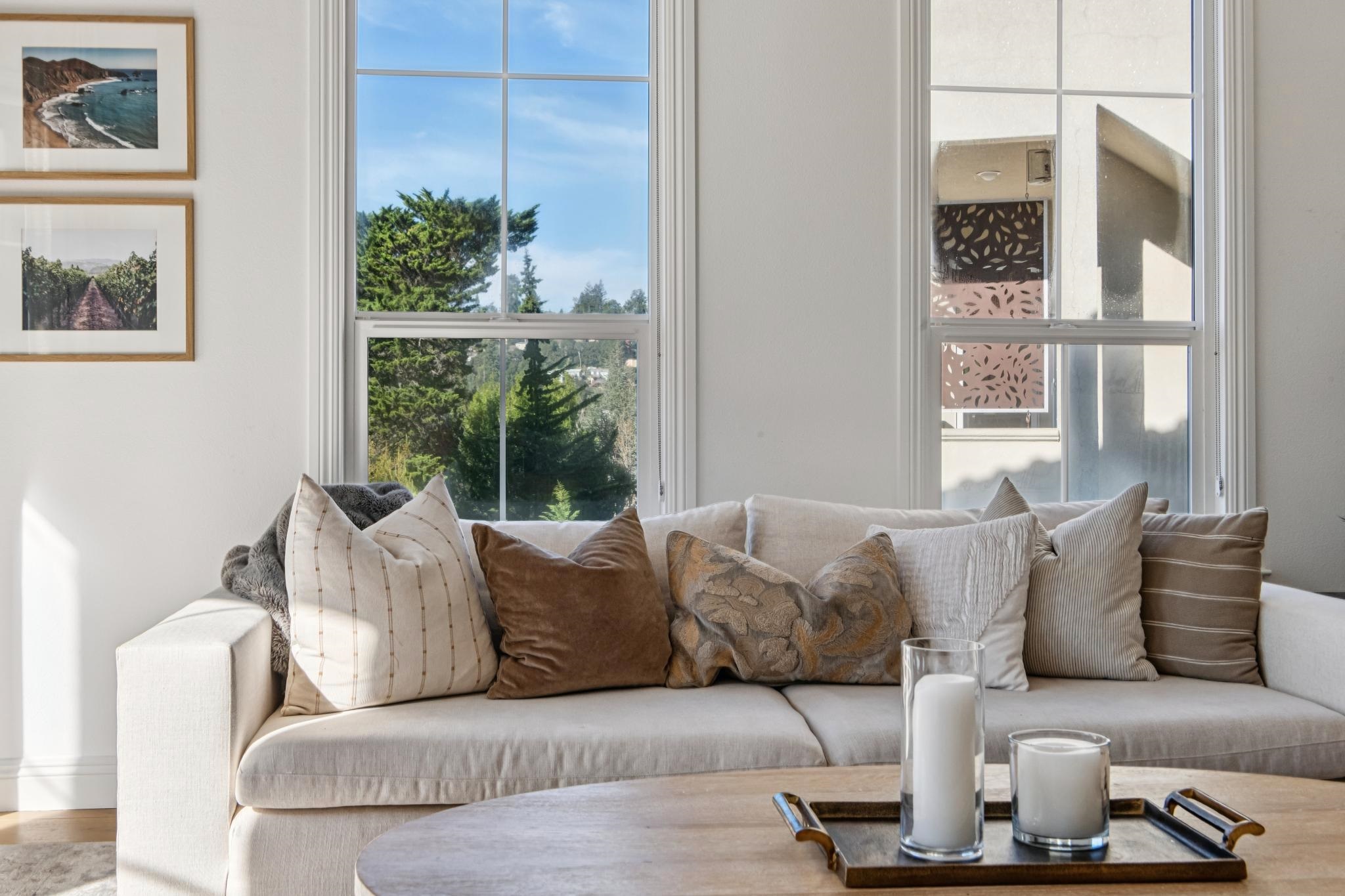 Detail Gallery Image 12 of 60 For 6194 Mazuela Dr, Oakland,  CA 94611 - 4 Beds | 4 Baths